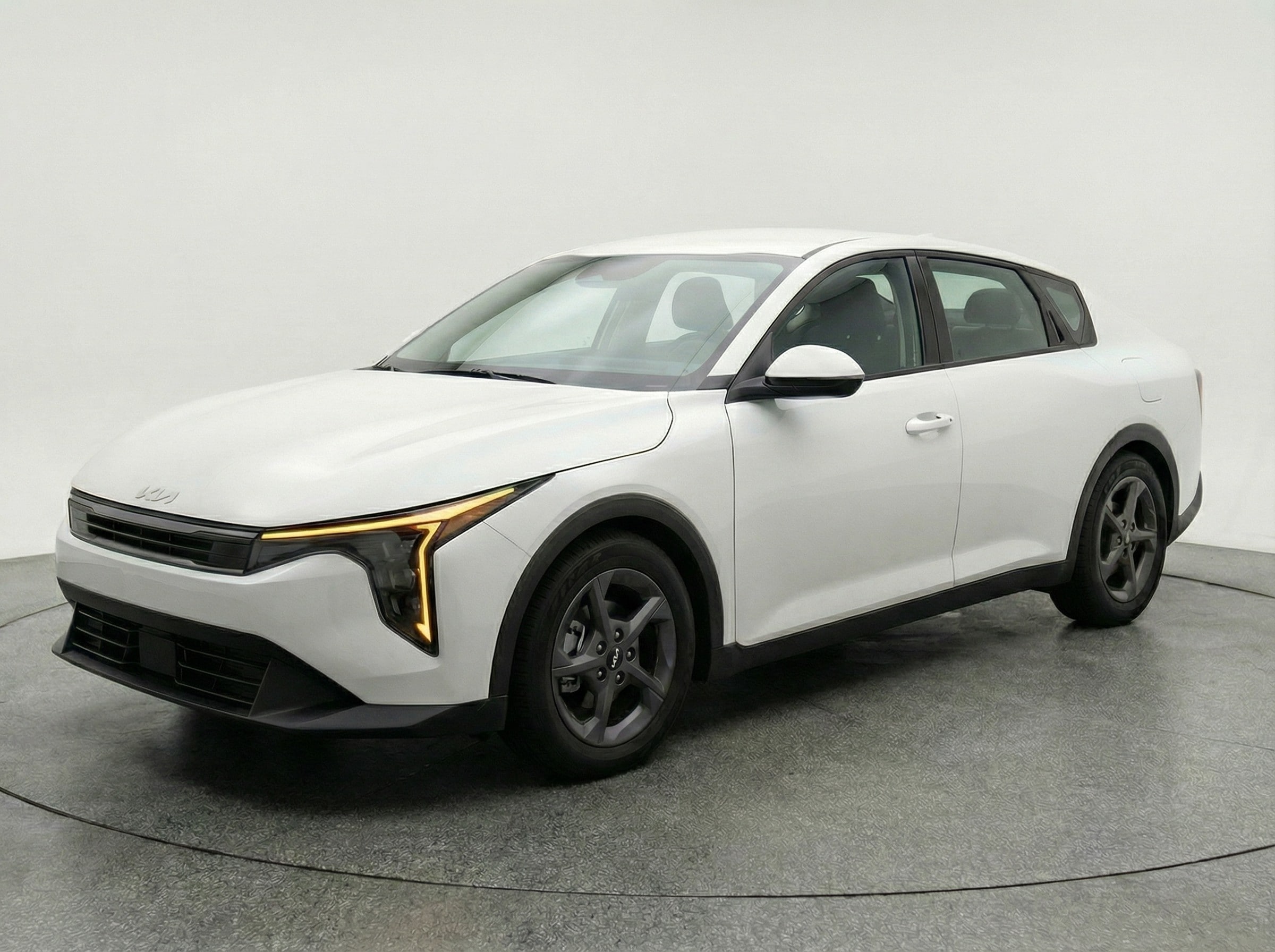 Thumbnail: 2025 Kia K4 - 3
