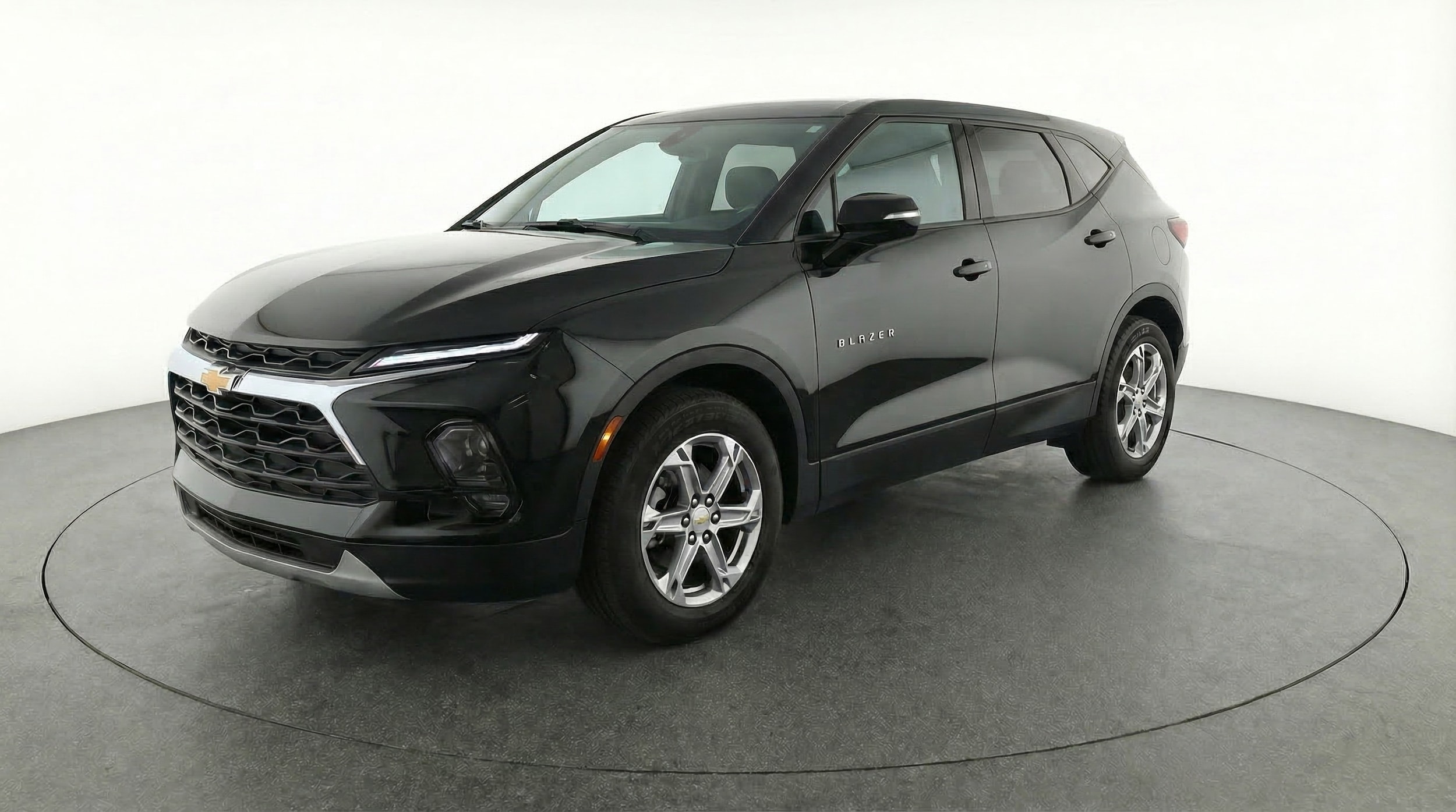 Thumbnail: 2025 Chevrolet Blazer - 3