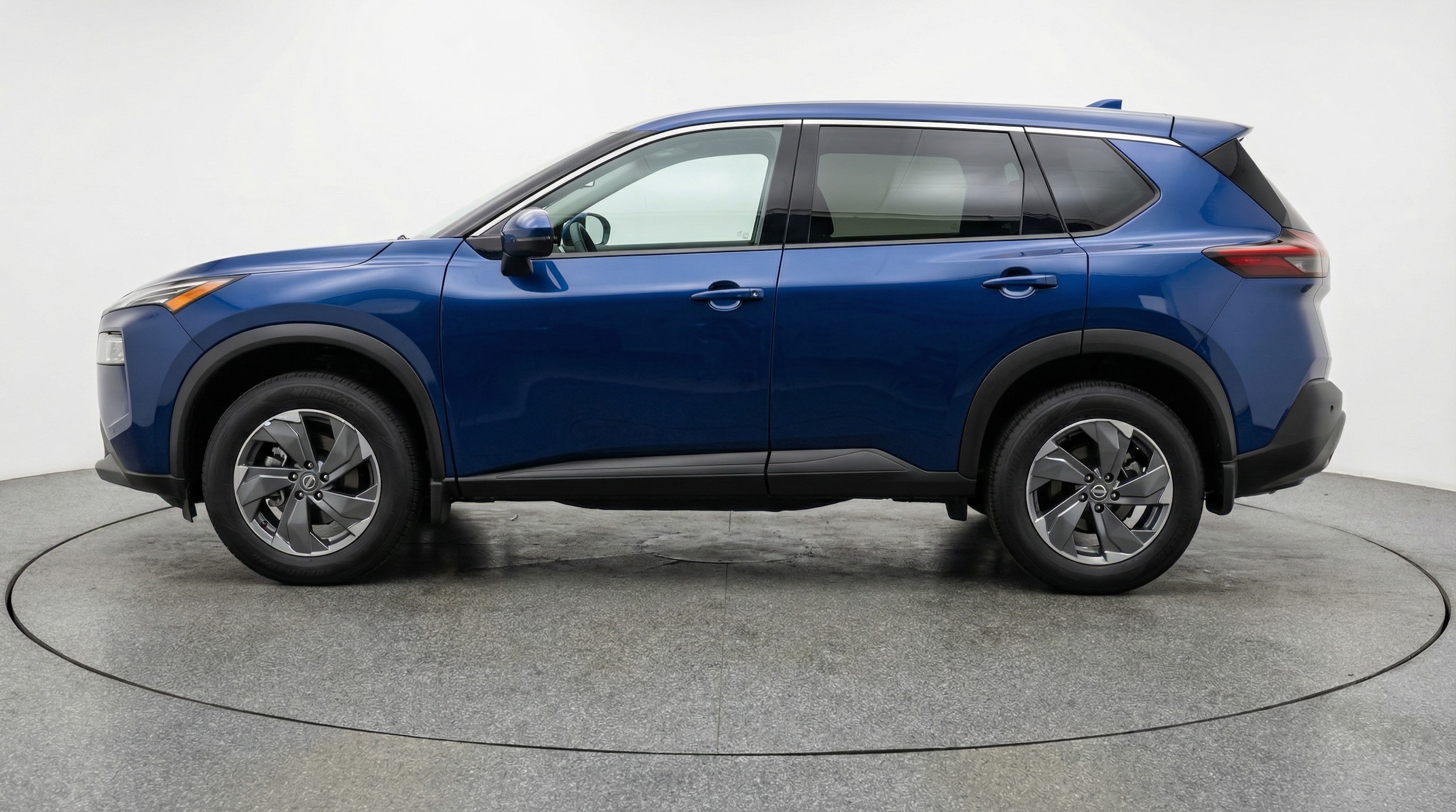 Thumbnail: 2025 Nissan Rogue - 4