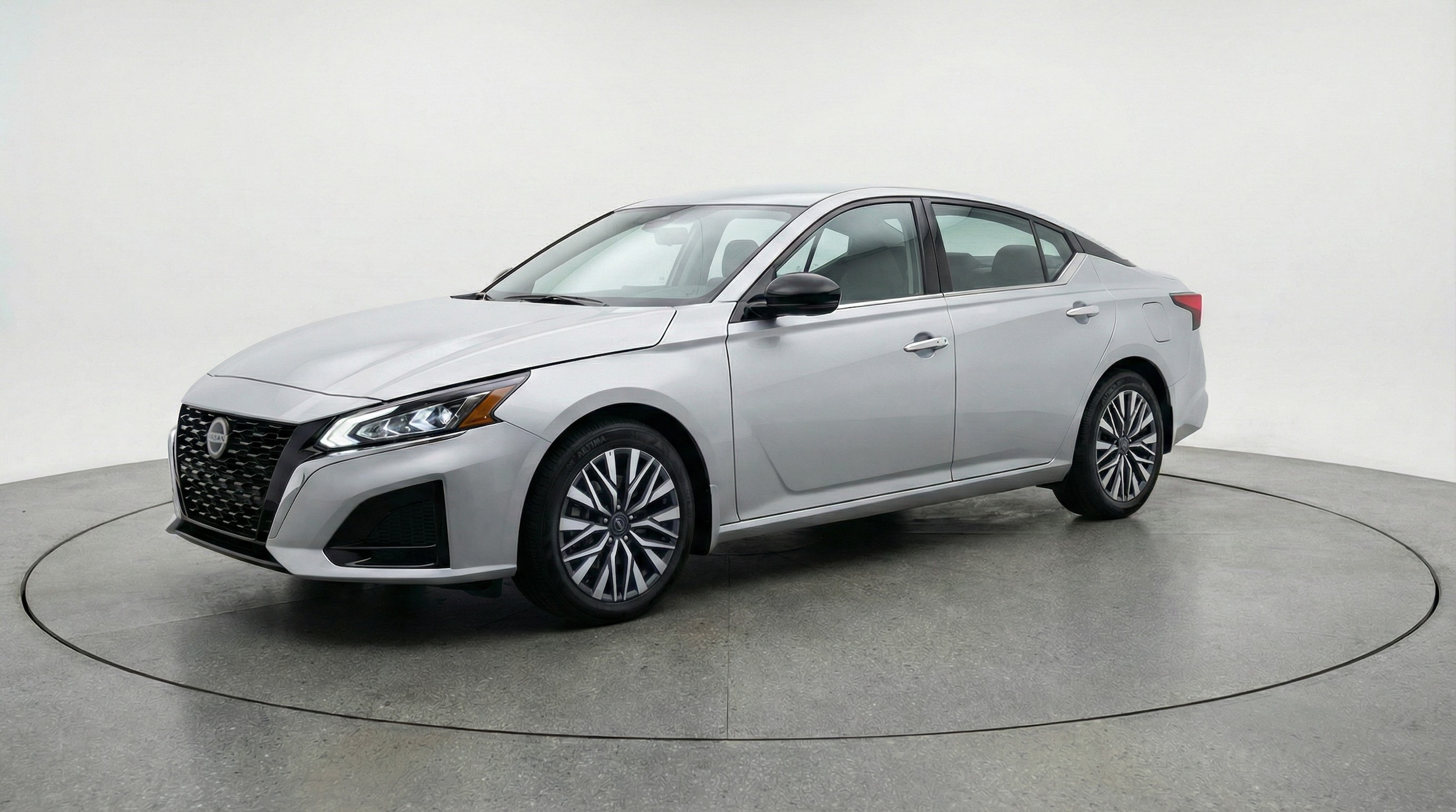 Thumbnail: 2025 Nissan Altima - 3