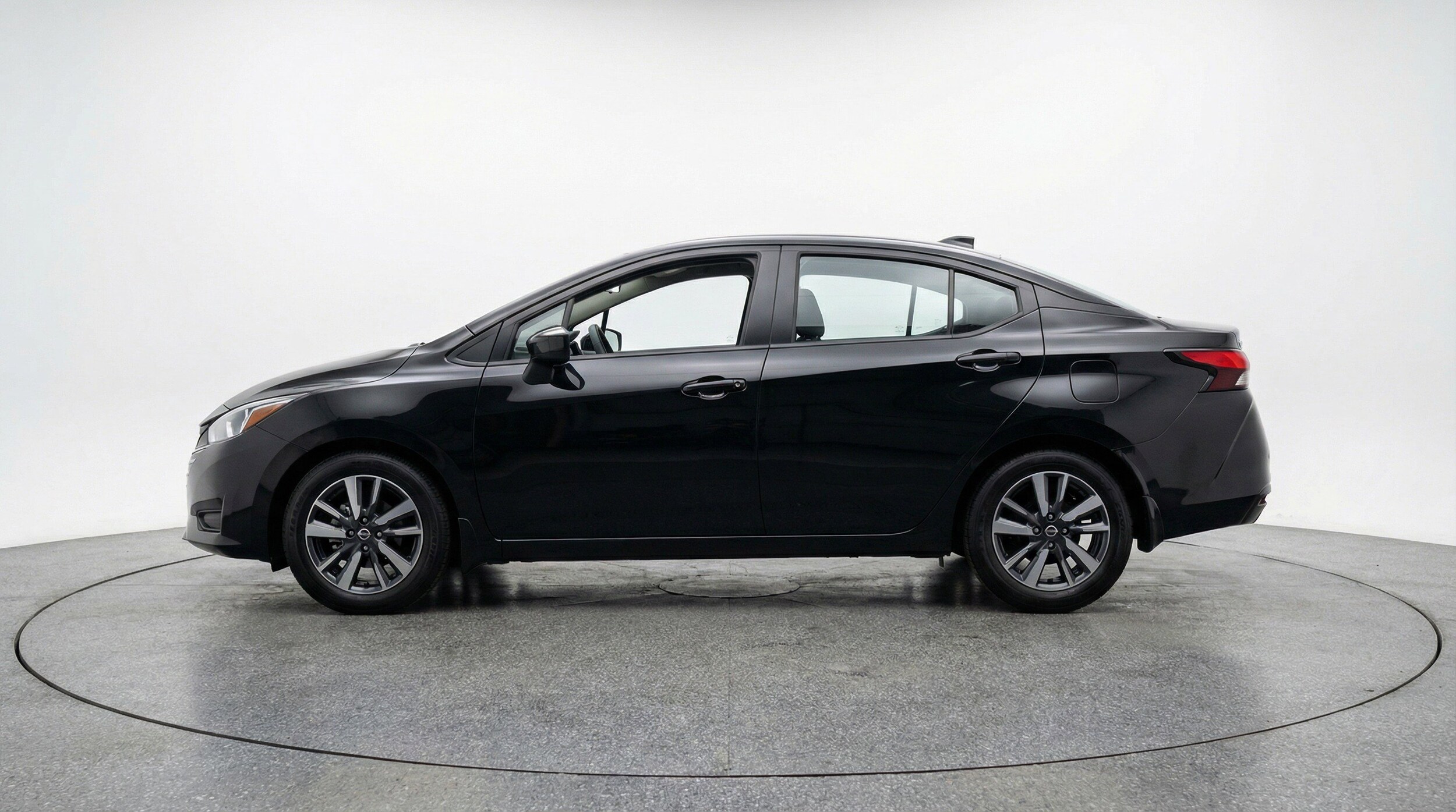 Thumbnail: 2025 Nissan Versa - 5