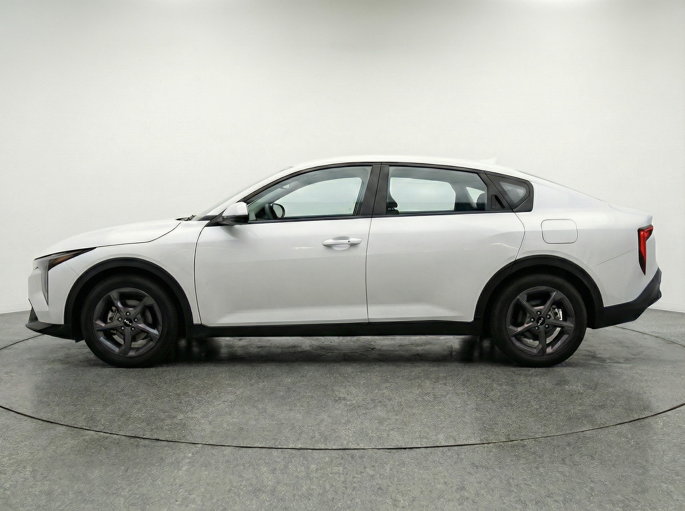 Thumbnail: 2025 Kia K4 - 4