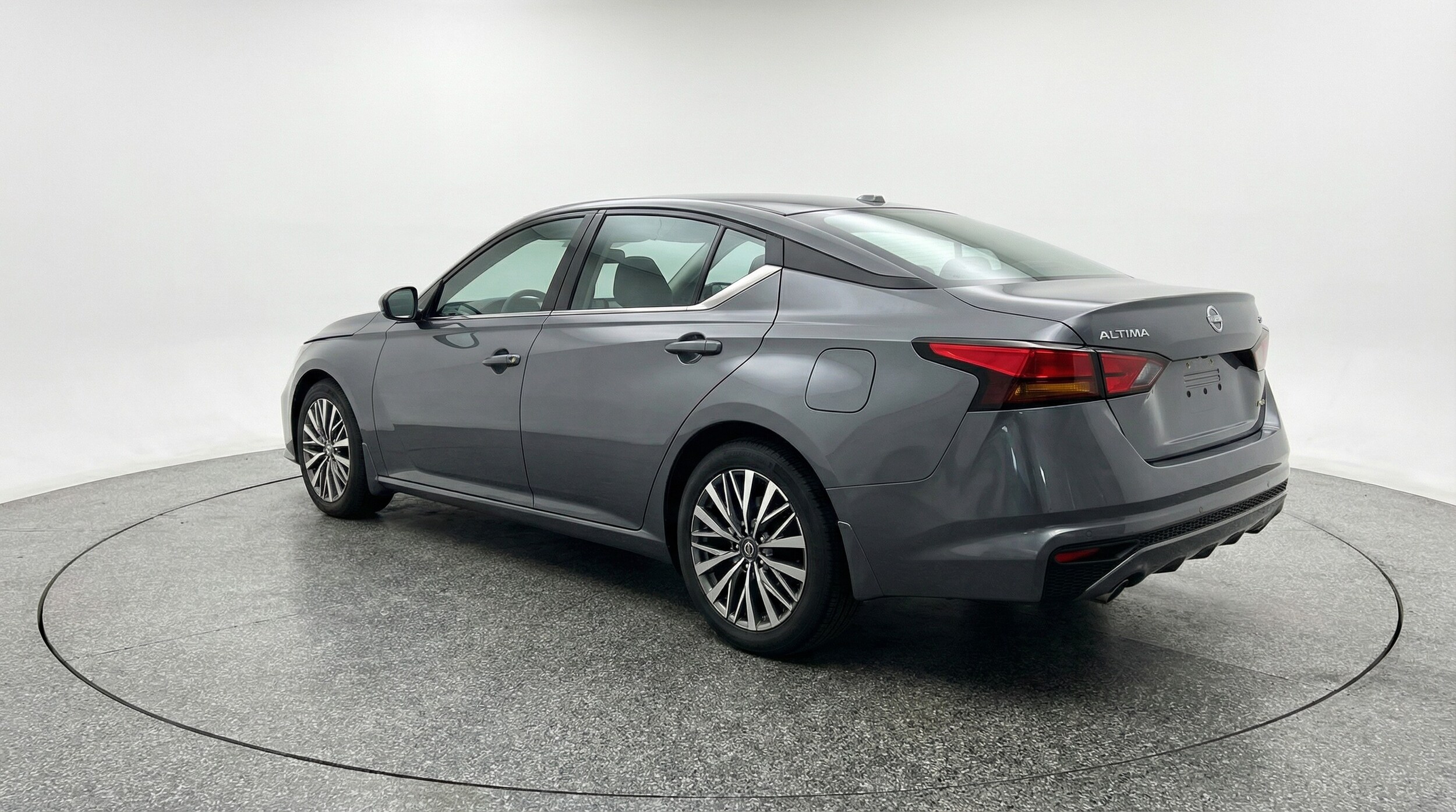 Thumbnail: 2025 Nissan Altima - 5