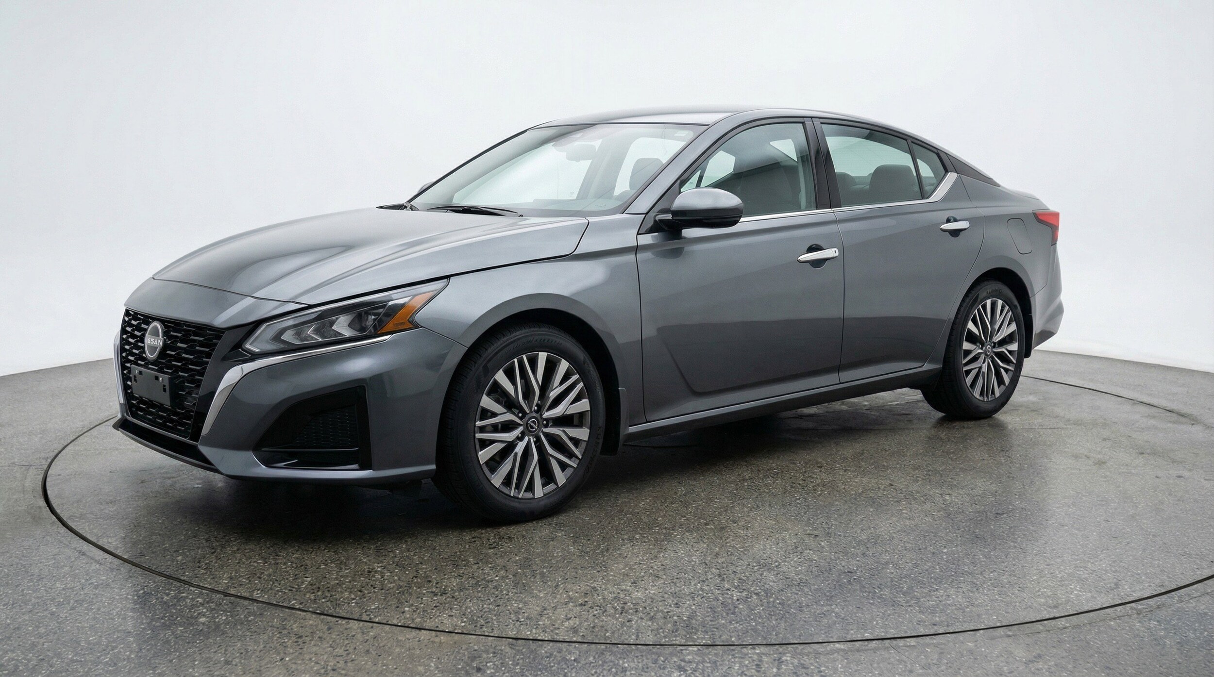 Thumbnail: 2025 Nissan Altima - 3