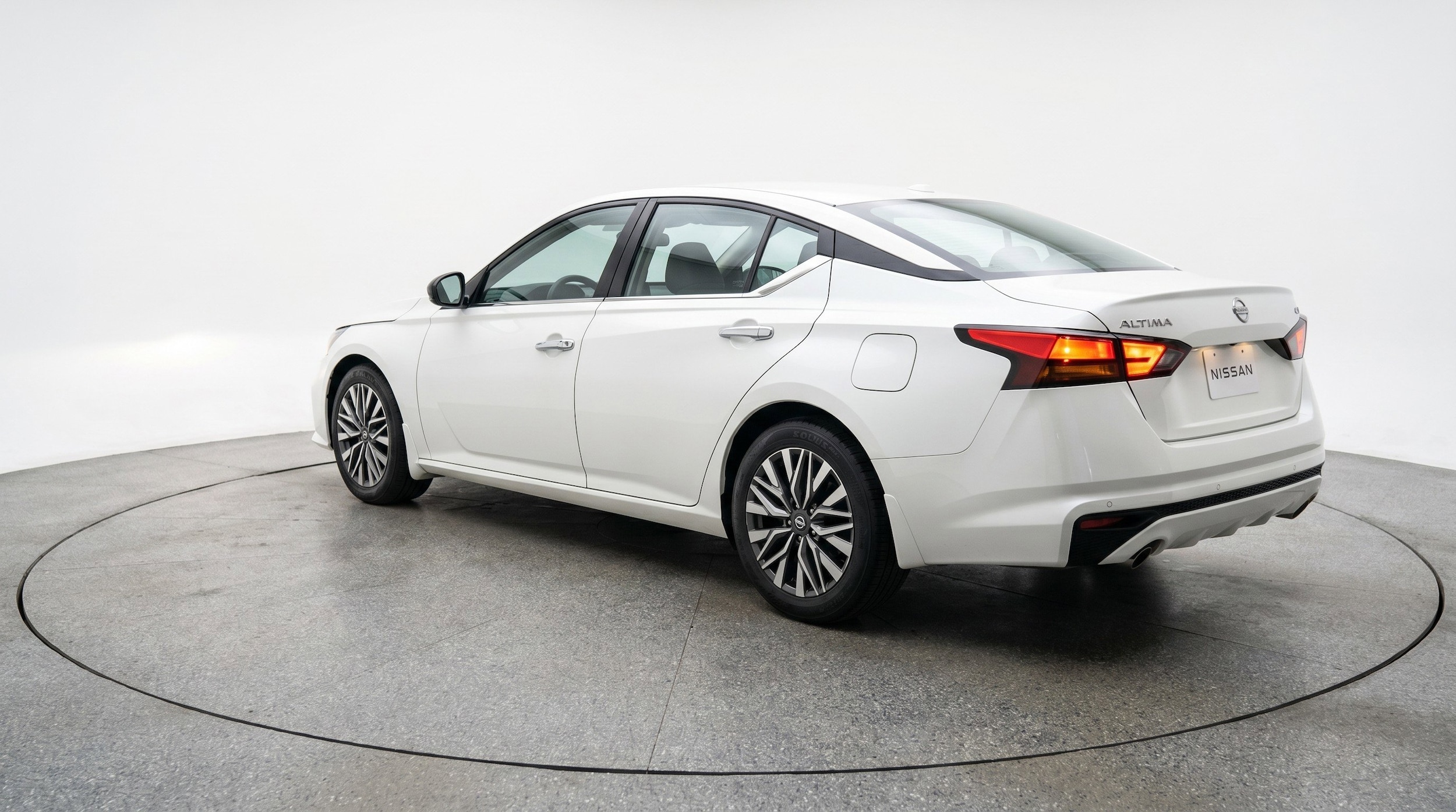 Thumbnail: 2025 Nissan Altima - 6