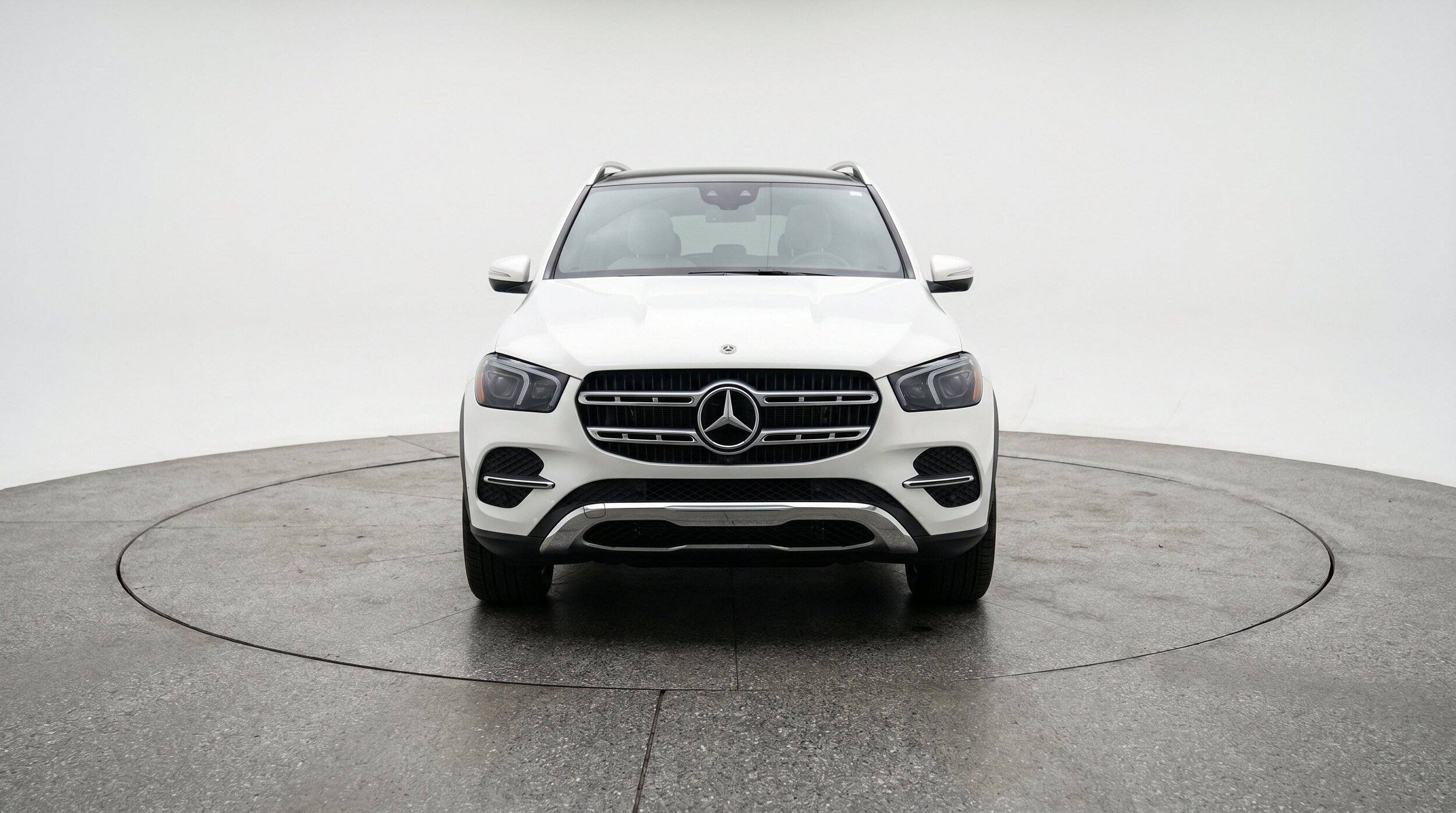 Thumbnail: 2026 Mercedes-Benz GLE - 2