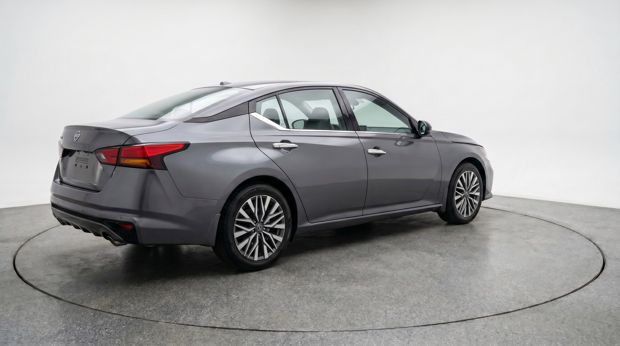 Thumbnail: 2025 Nissan Altima - 9