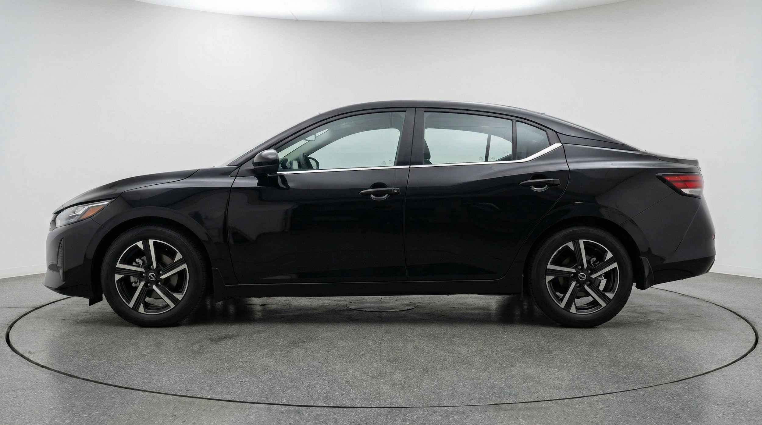Thumbnail: 2025 Nissan Sentra - 5
