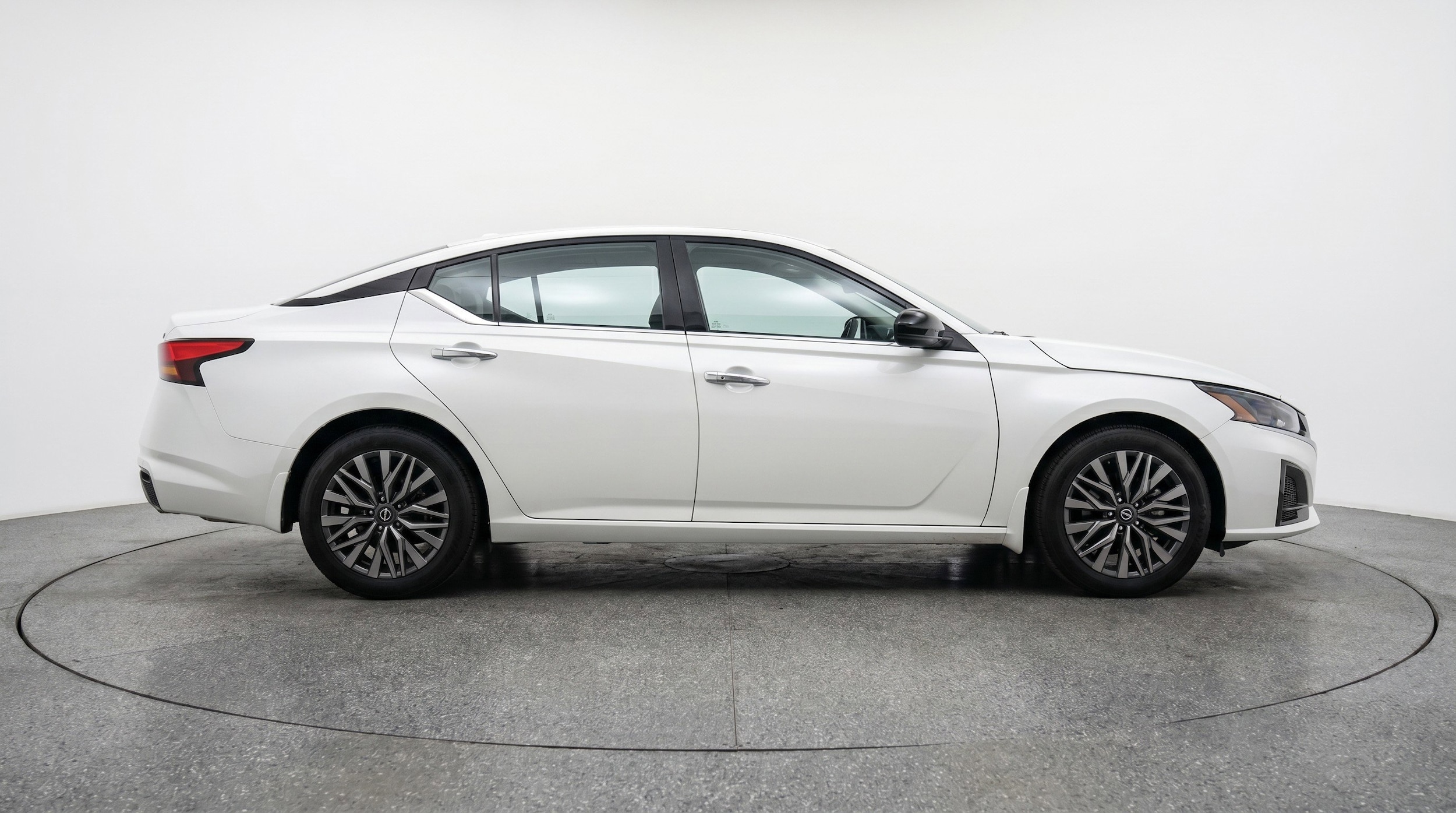 Thumbnail: 2025 Nissan Altima - 11
