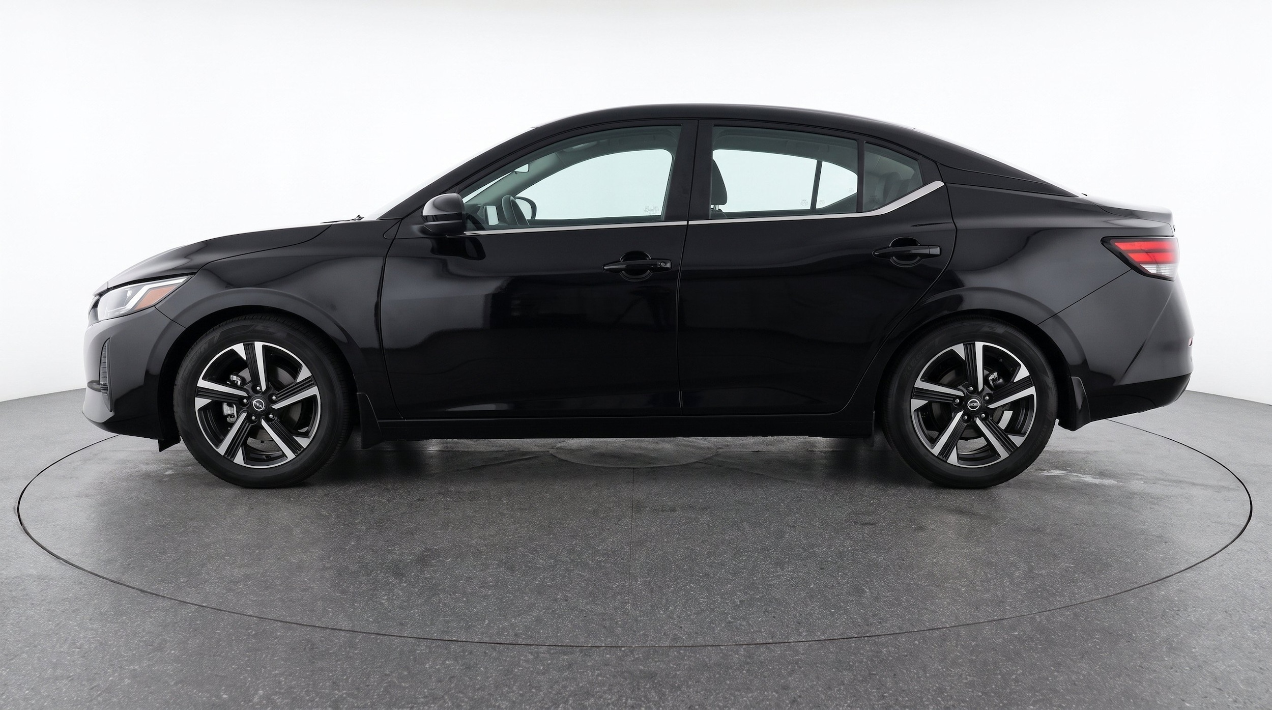 Thumbnail: 2025 Nissan Sentra - 5