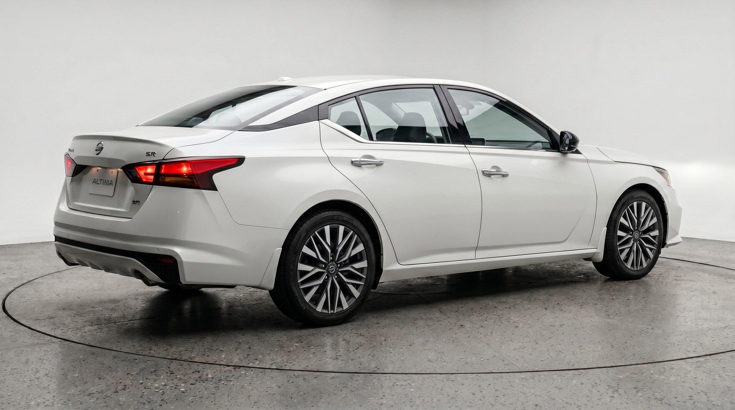 Thumbnail: 2025 Nissan Altima - 9