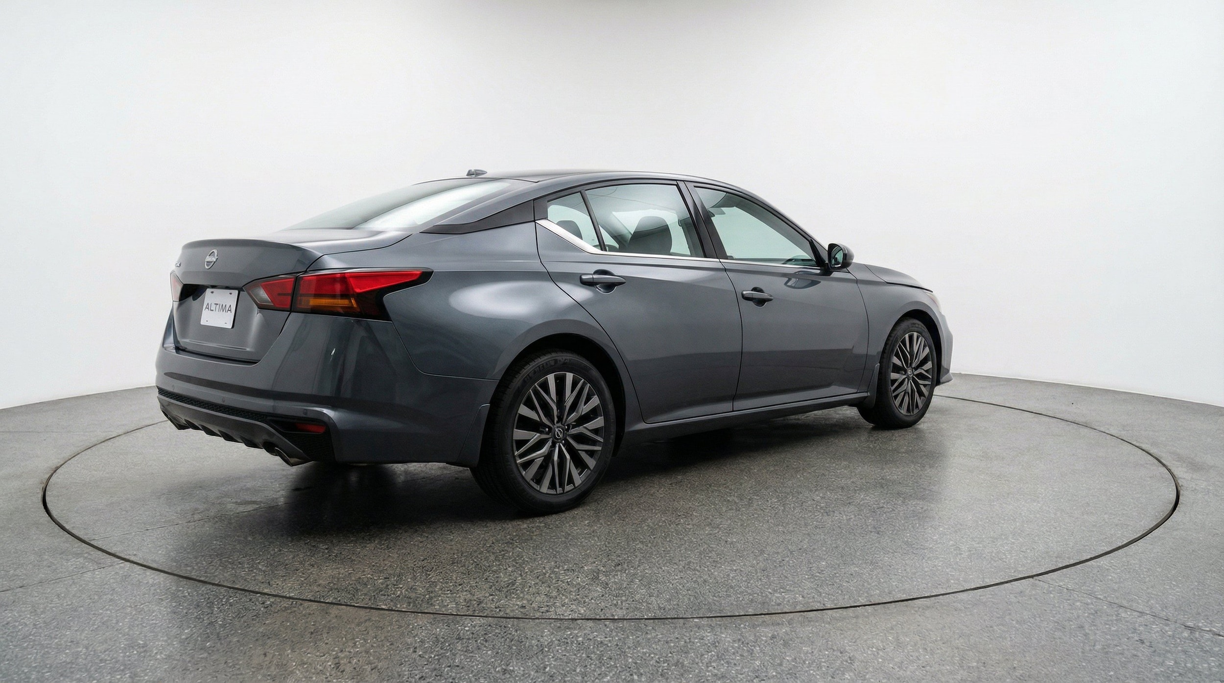 Thumbnail: 2025 Nissan Altima - 9