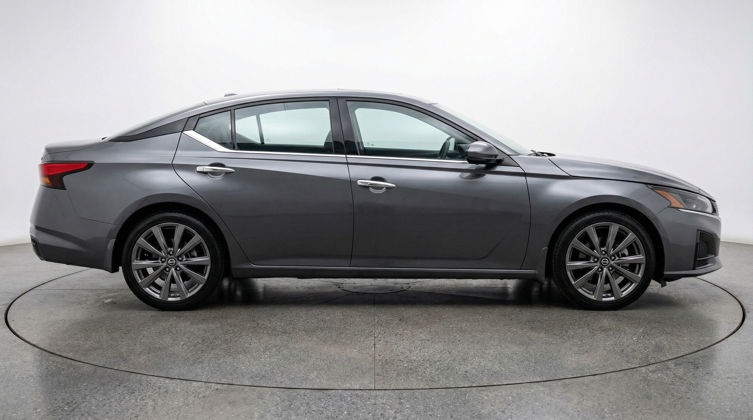 Thumbnail: 2025 Nissan Altima - 8