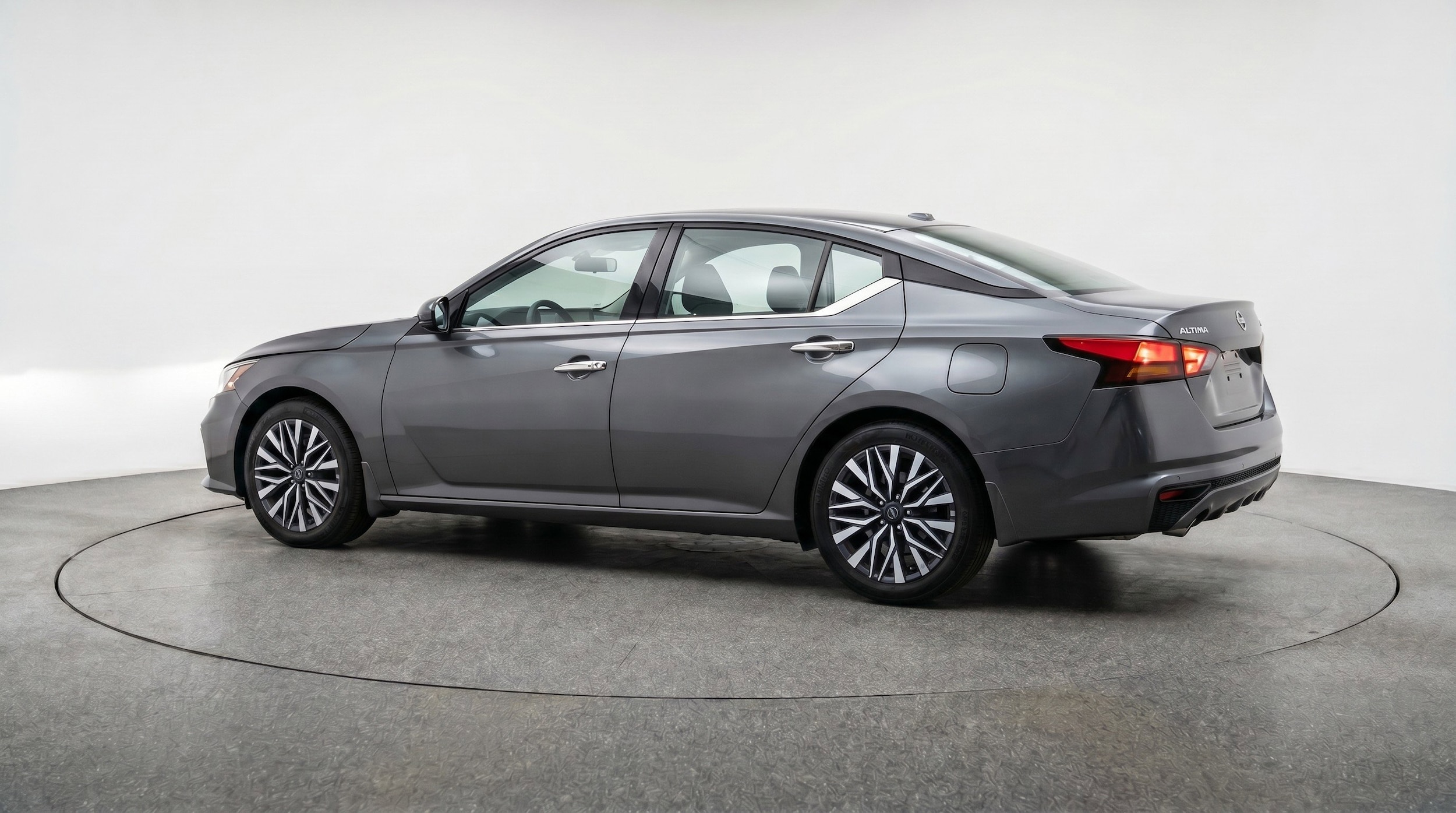 Thumbnail: 2025 Nissan Altima - 6