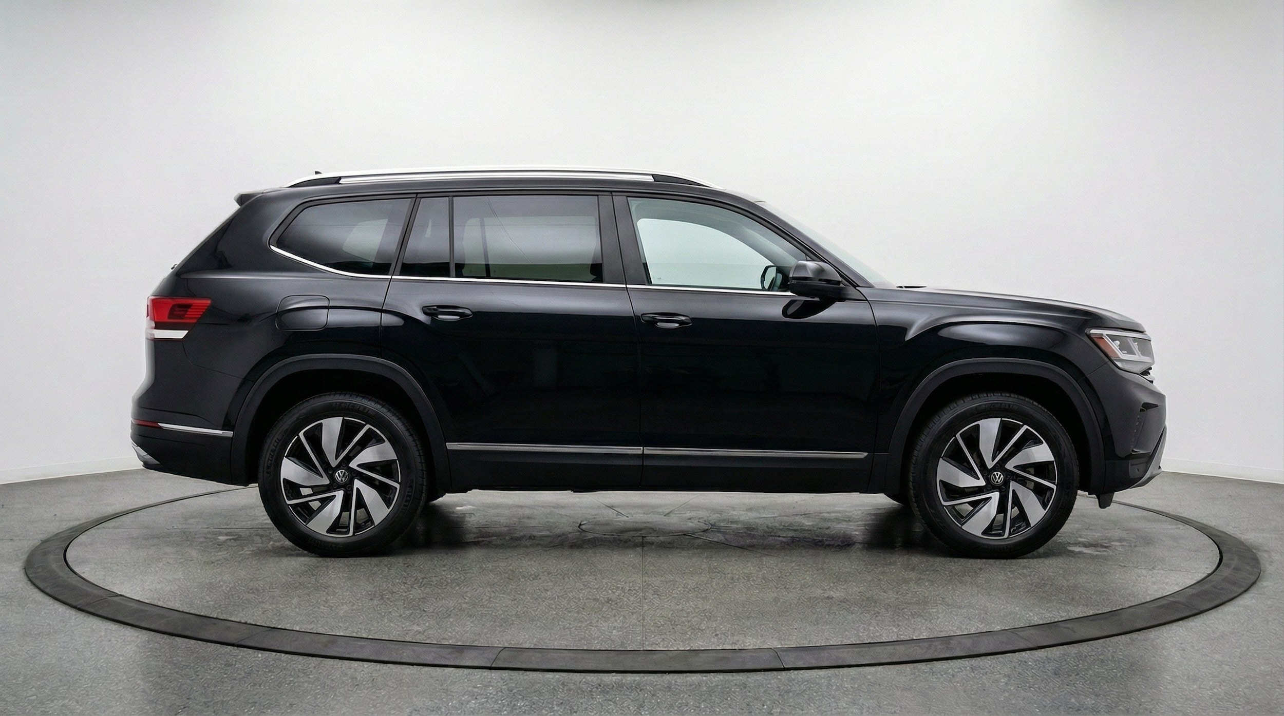 Thumbnail: 2026 Volkswagen Atlas - 11