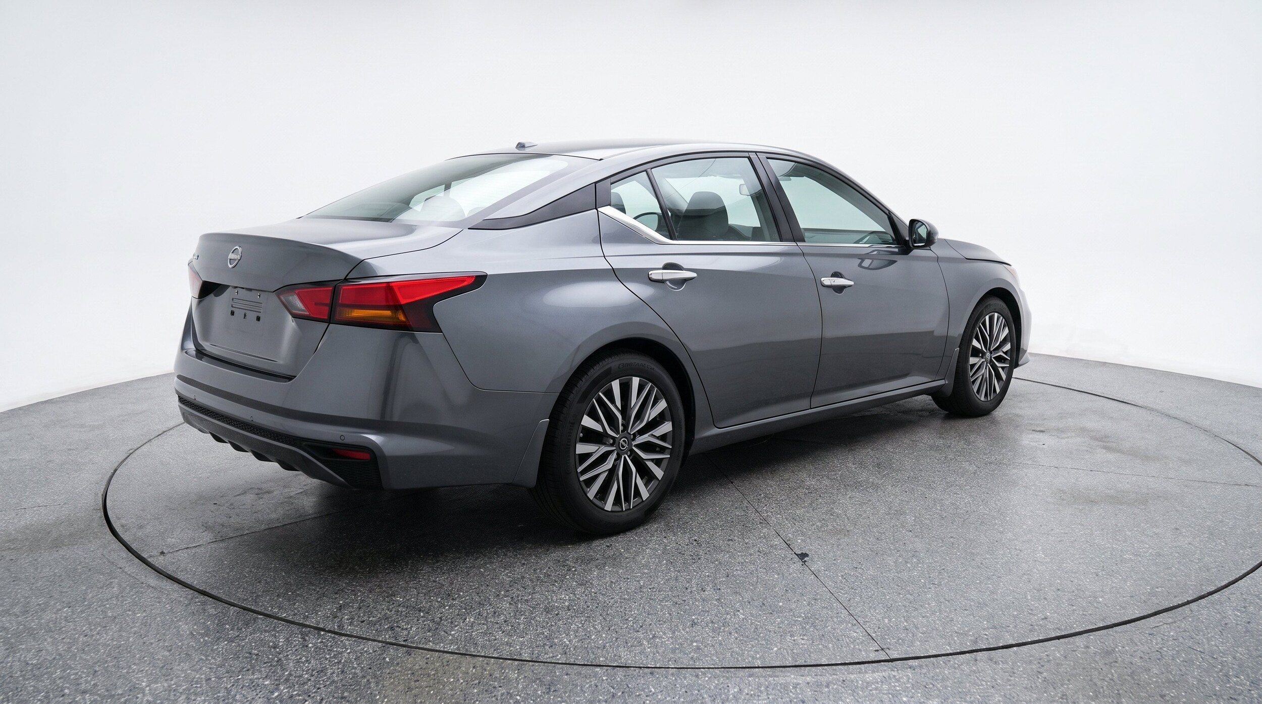 Thumbnail: 2025 Nissan Altima - 9