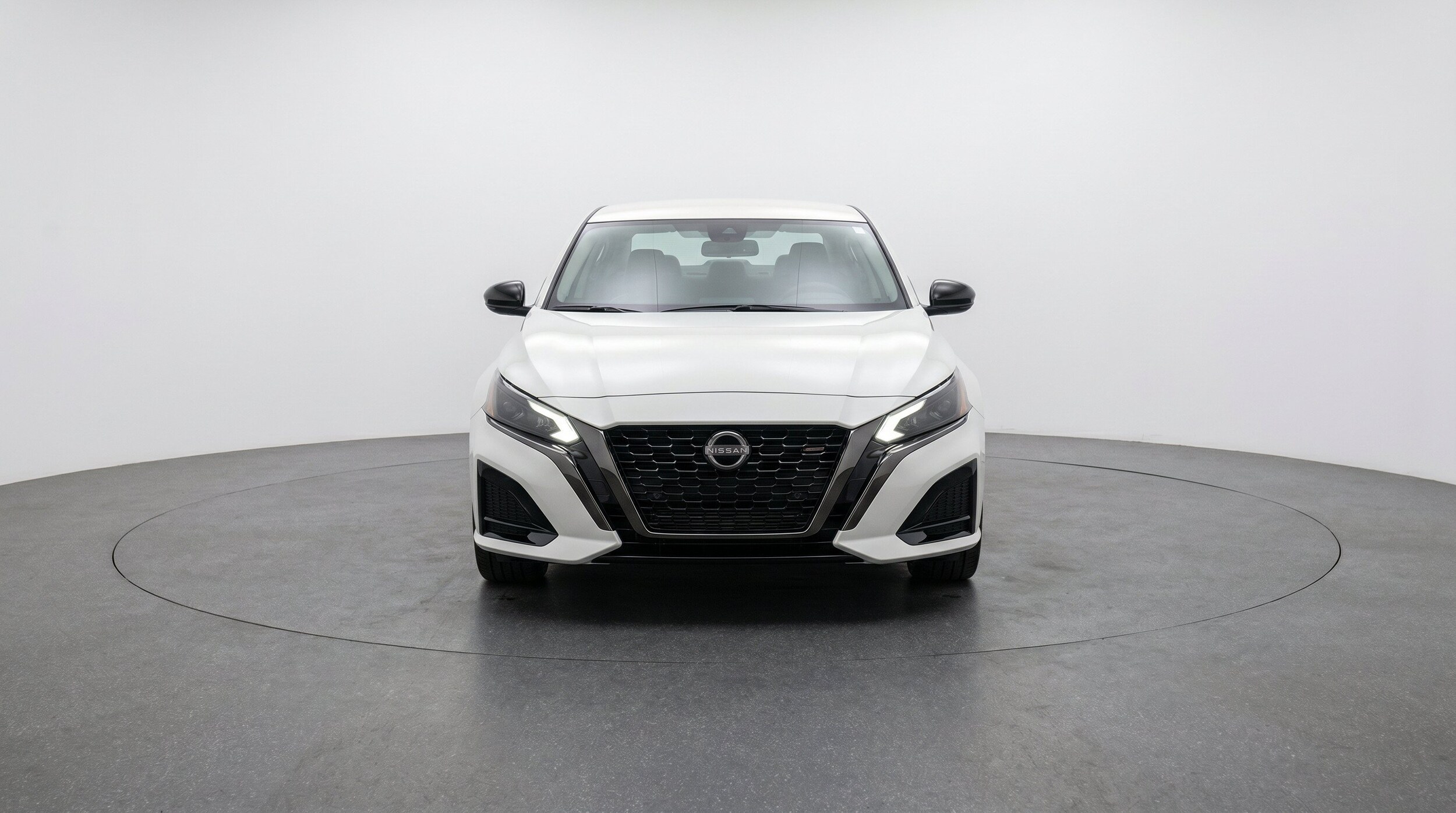 Thumbnail: 2025 Nissan Altima - 2