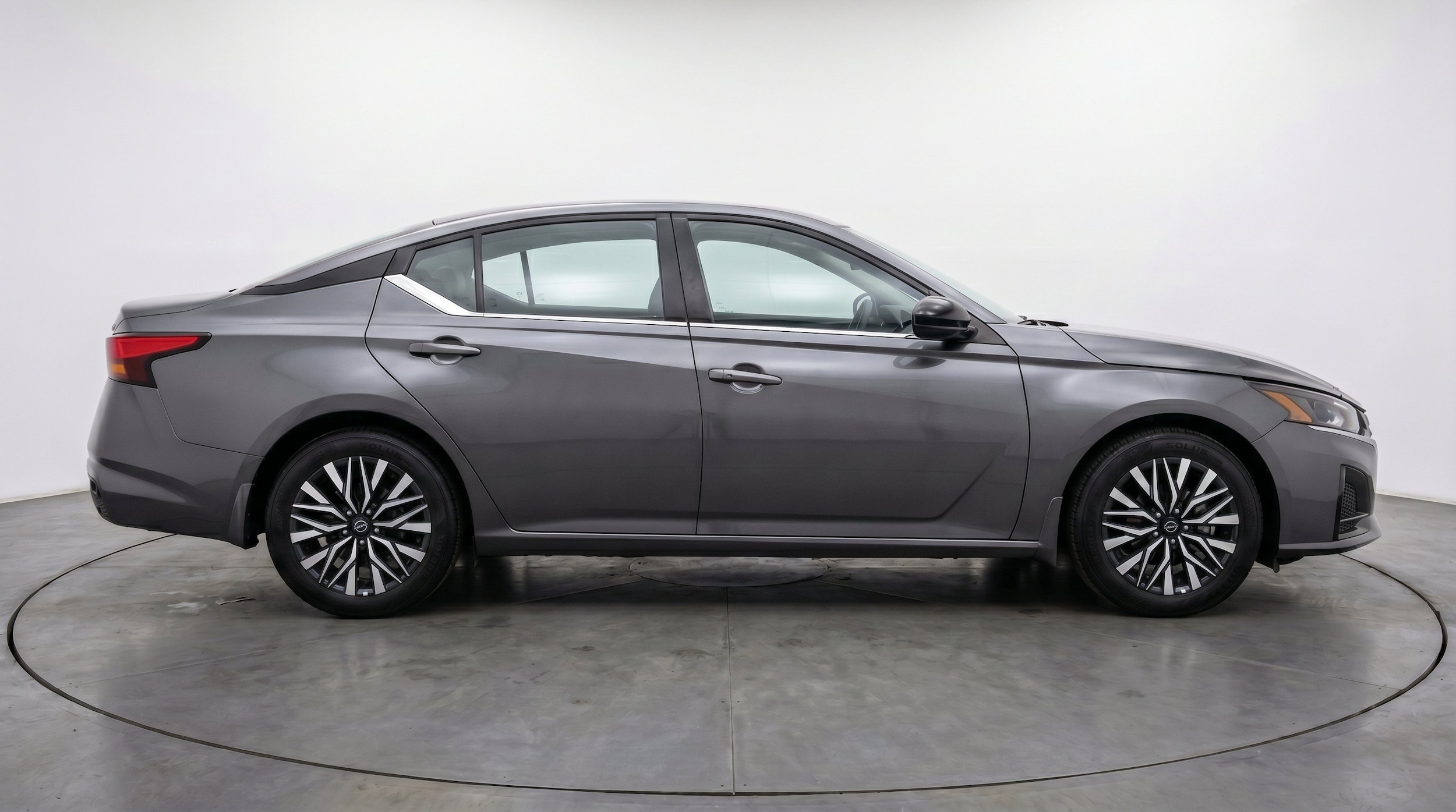Thumbnail: 2025 Nissan Altima - 10