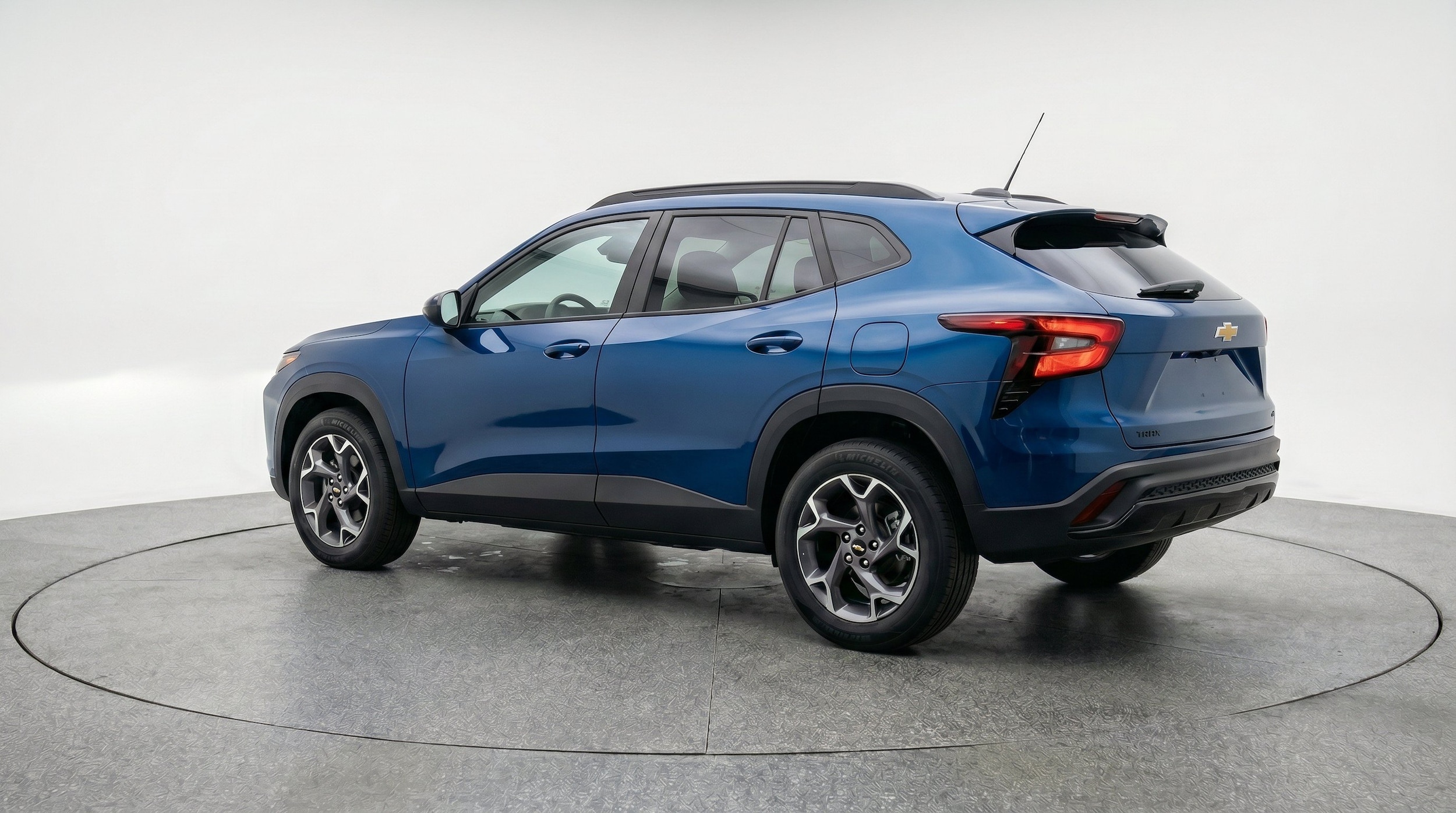 Thumbnail: 2025 Chevrolet Trax - 6