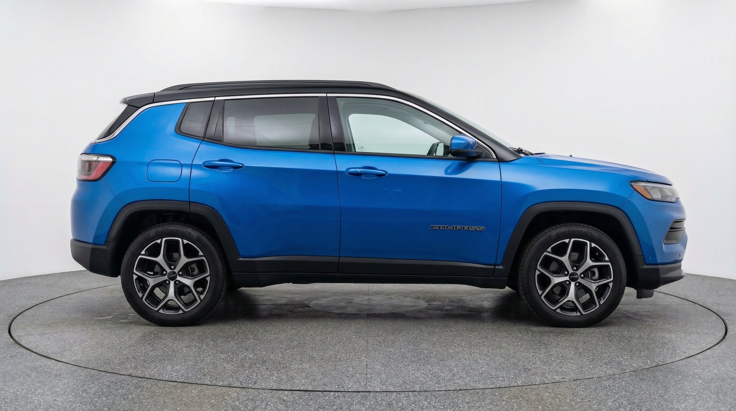 Thumbnail: 2025 Jeep Compass - 10