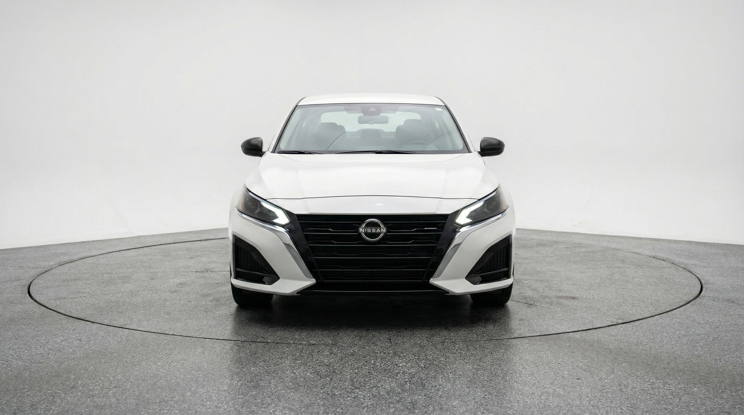 Thumbnail: 2025 Nissan Altima - 2