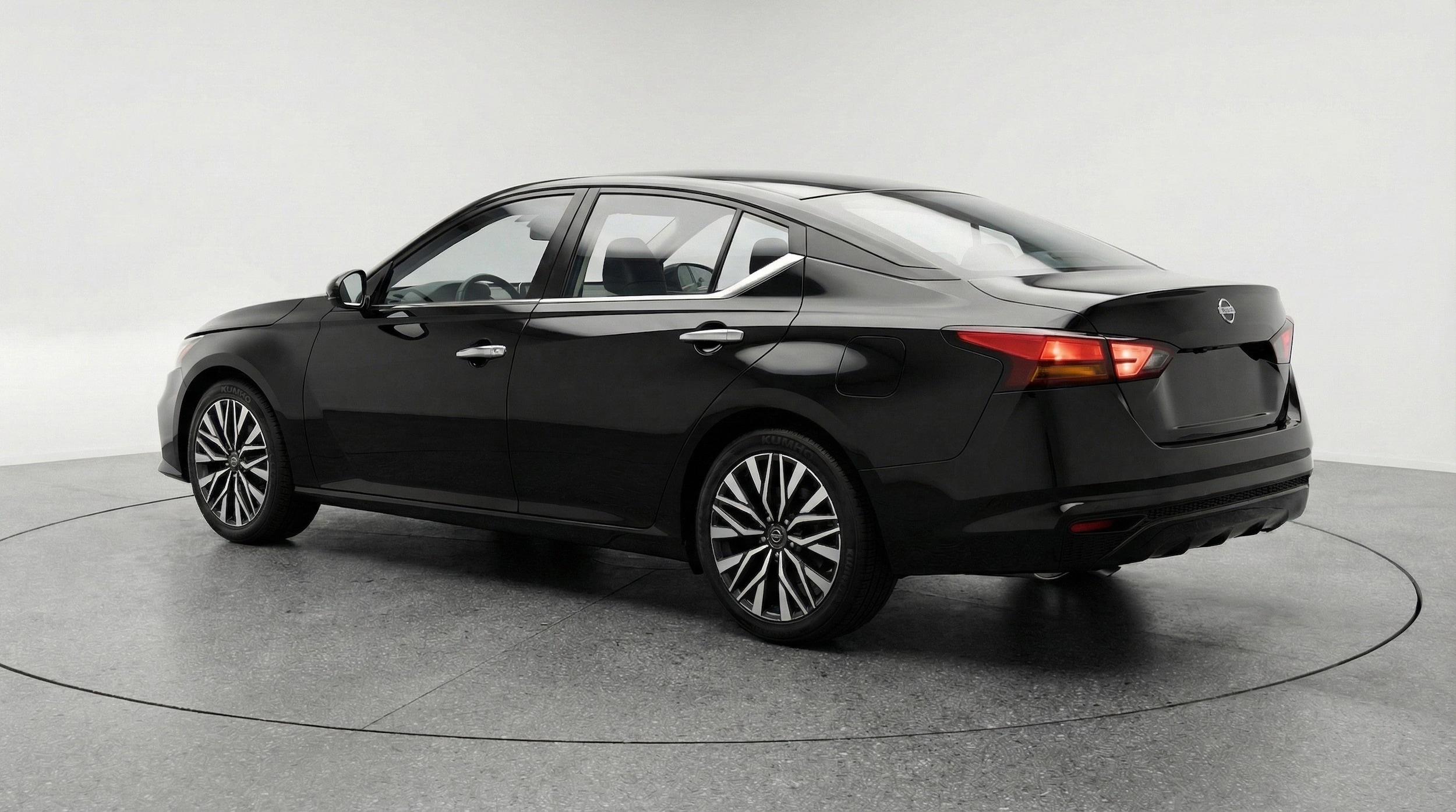 Thumbnail: 2025 Nissan Altima - 6