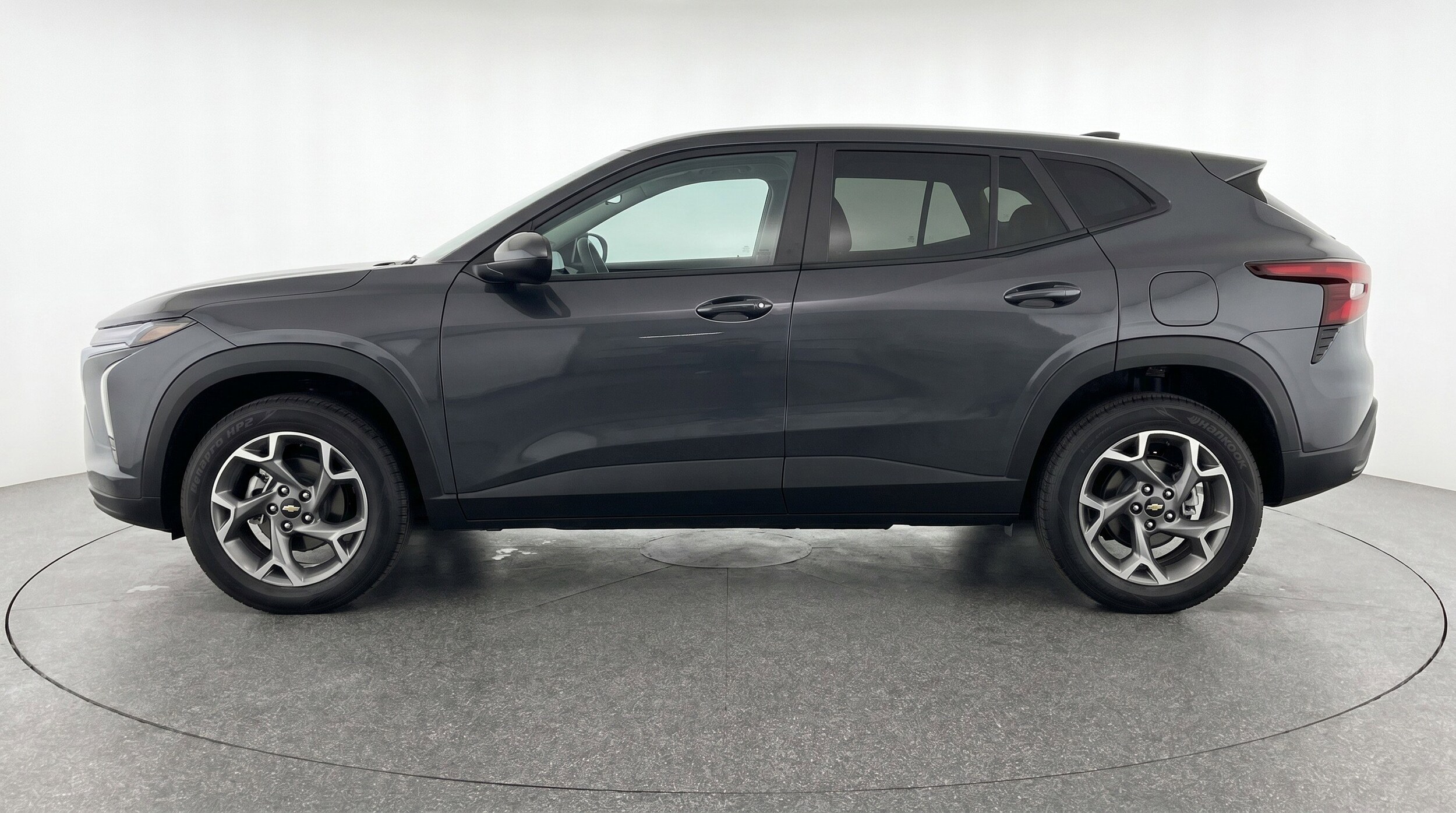 Thumbnail: 2025 Chevrolet Trax - 5