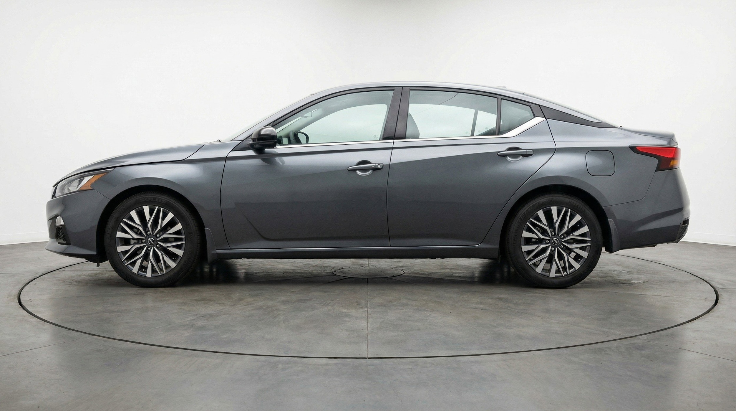 Thumbnail: 2025 Nissan Altima - 5