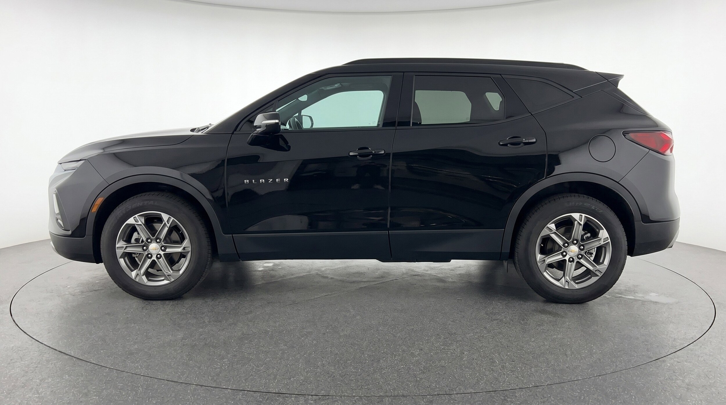 Thumbnail: 2025 Chevrolet Blazer - 5