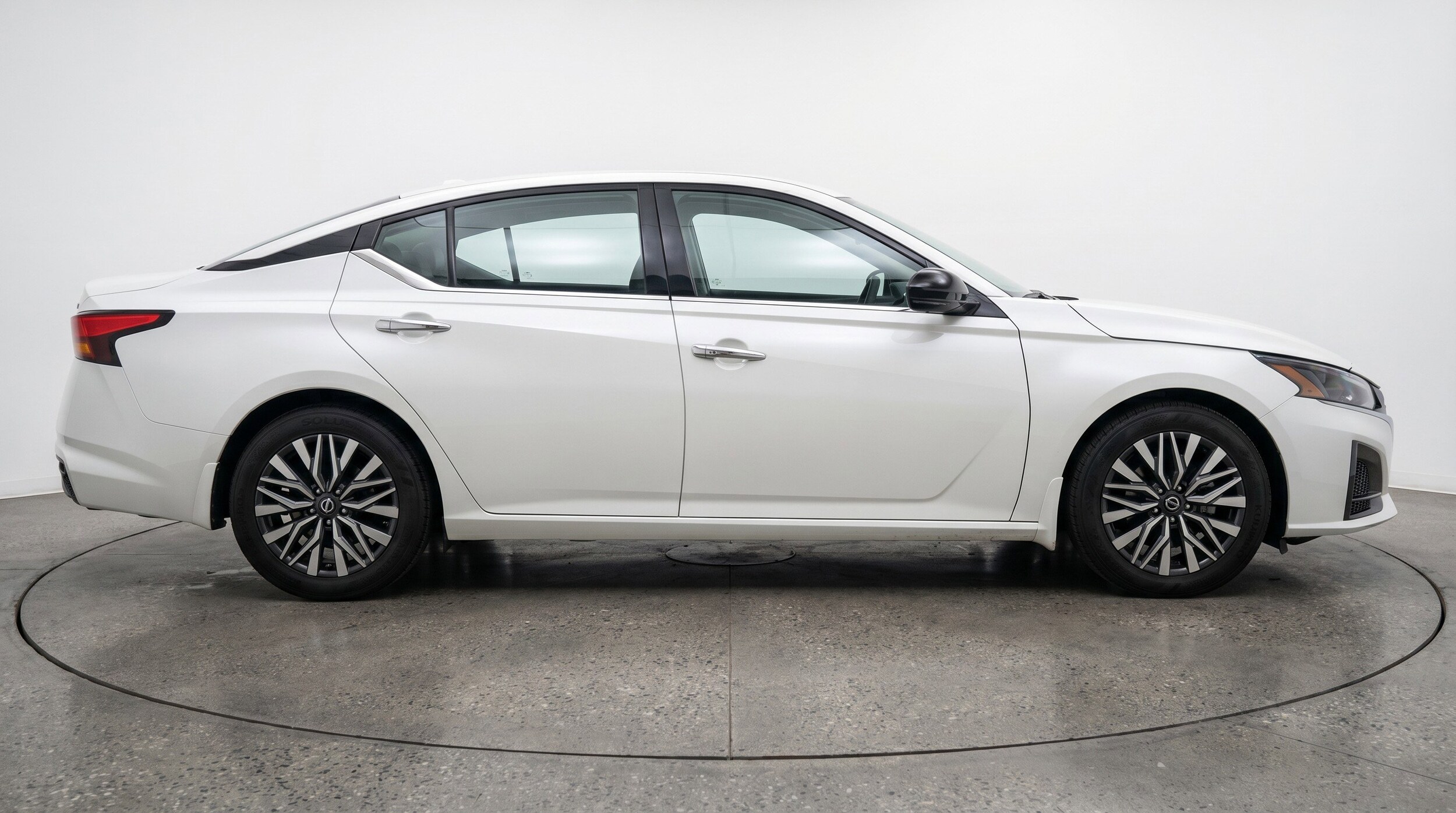Thumbnail: 2025 Nissan Altima - 11