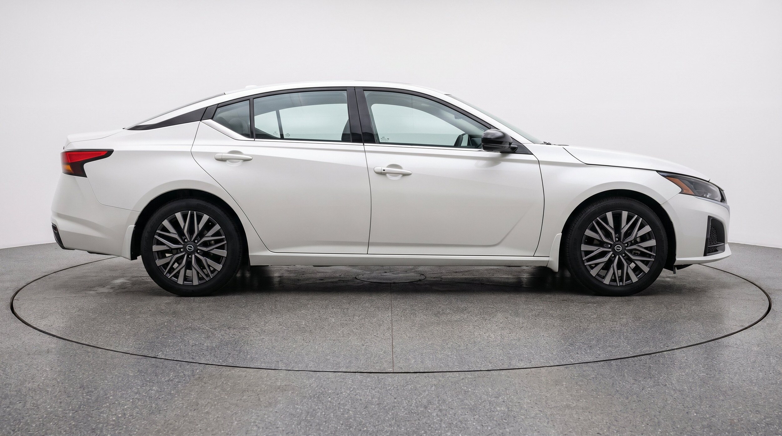 Thumbnail: 2026 Nissan Altima - 10