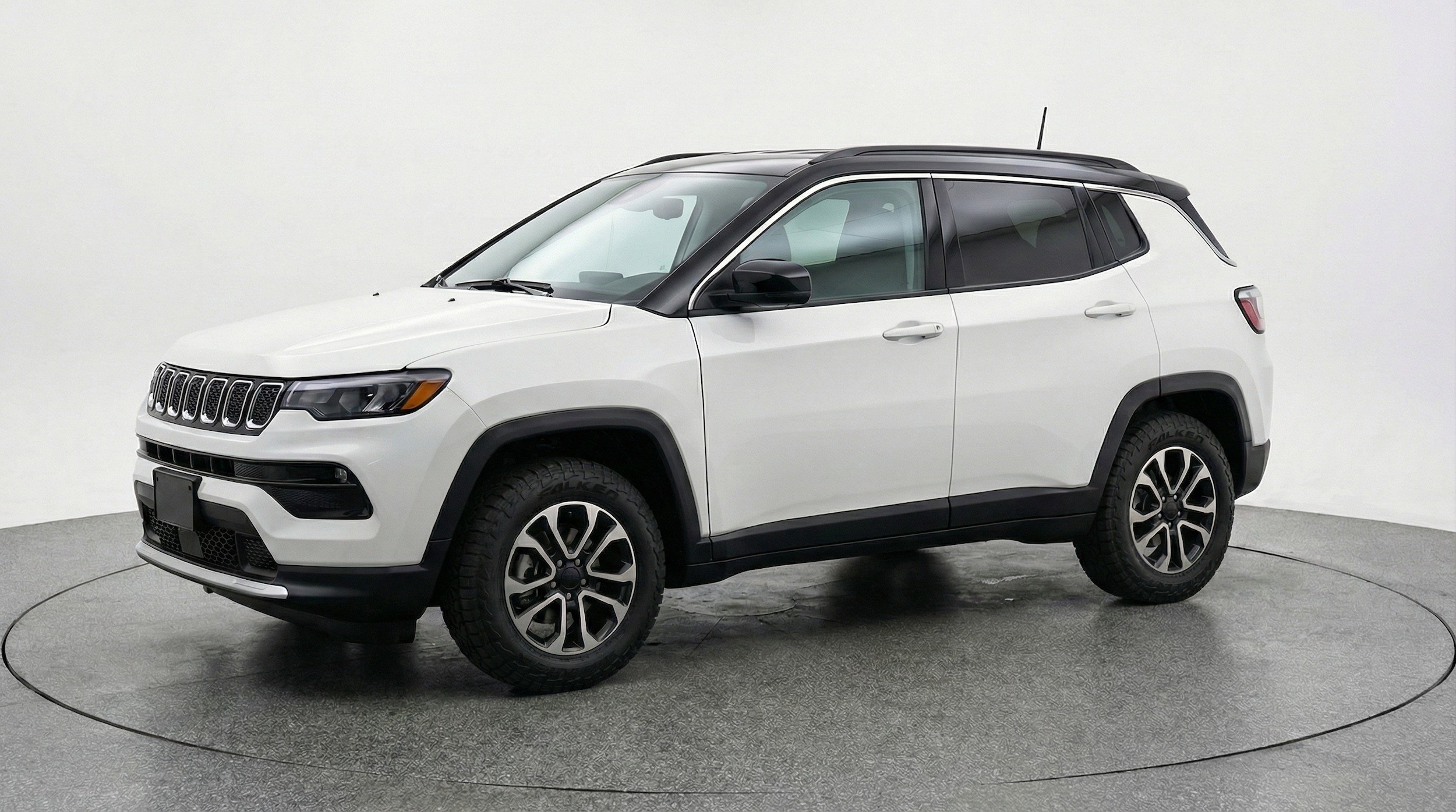 Thumbnail: 2025 Jeep Compass - 3