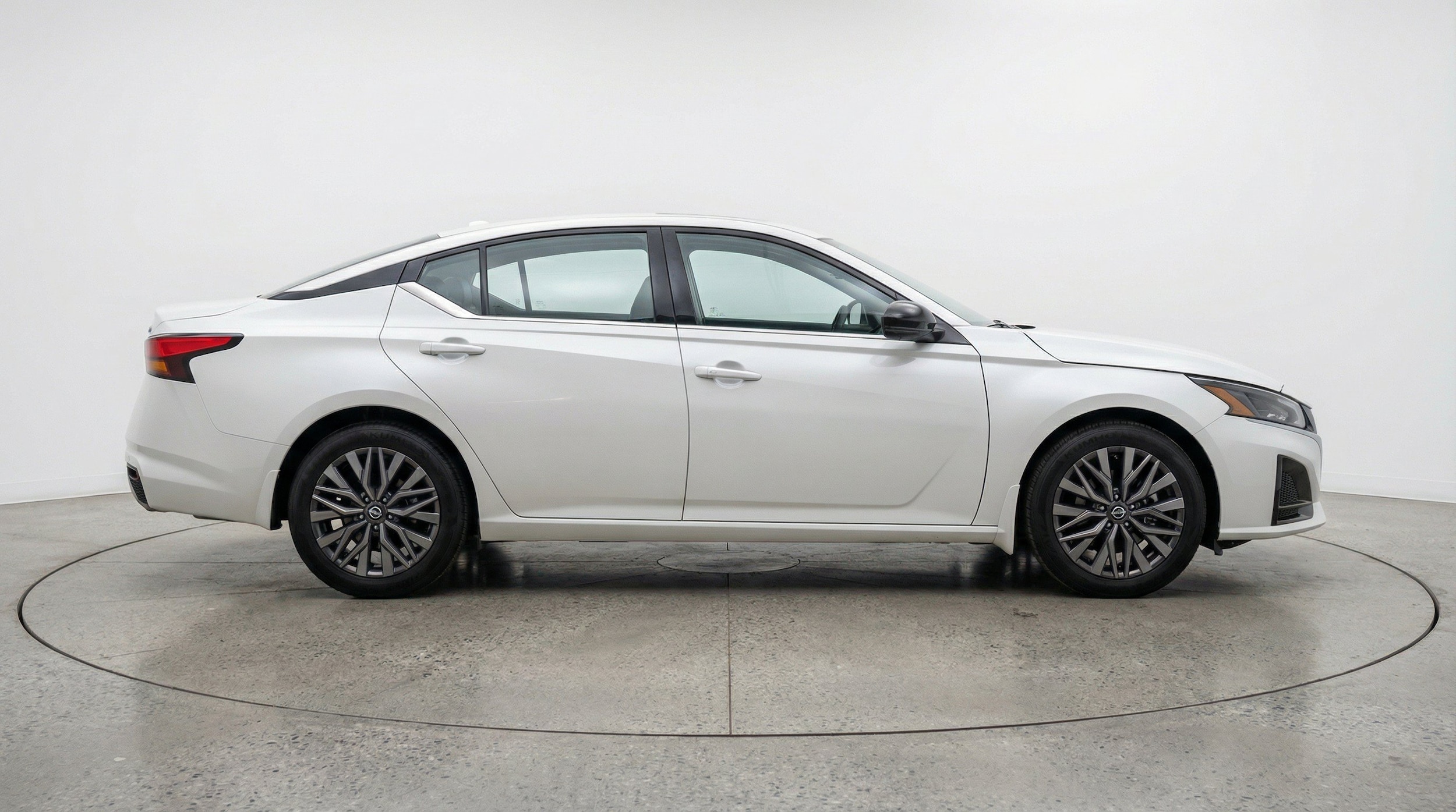 Thumbnail: 2025 Nissan Altima - 11