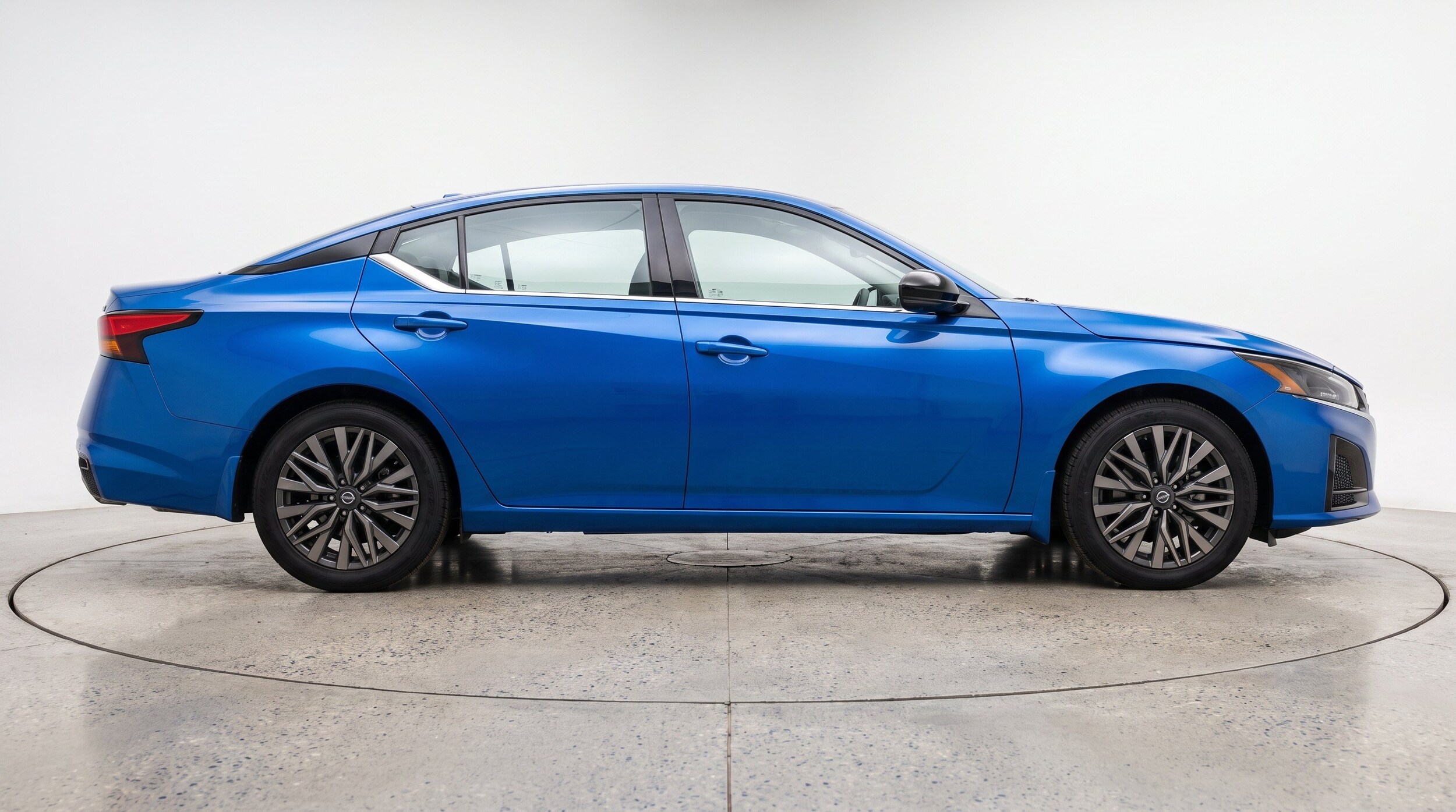 Thumbnail: 2025 Nissan Altima - 11