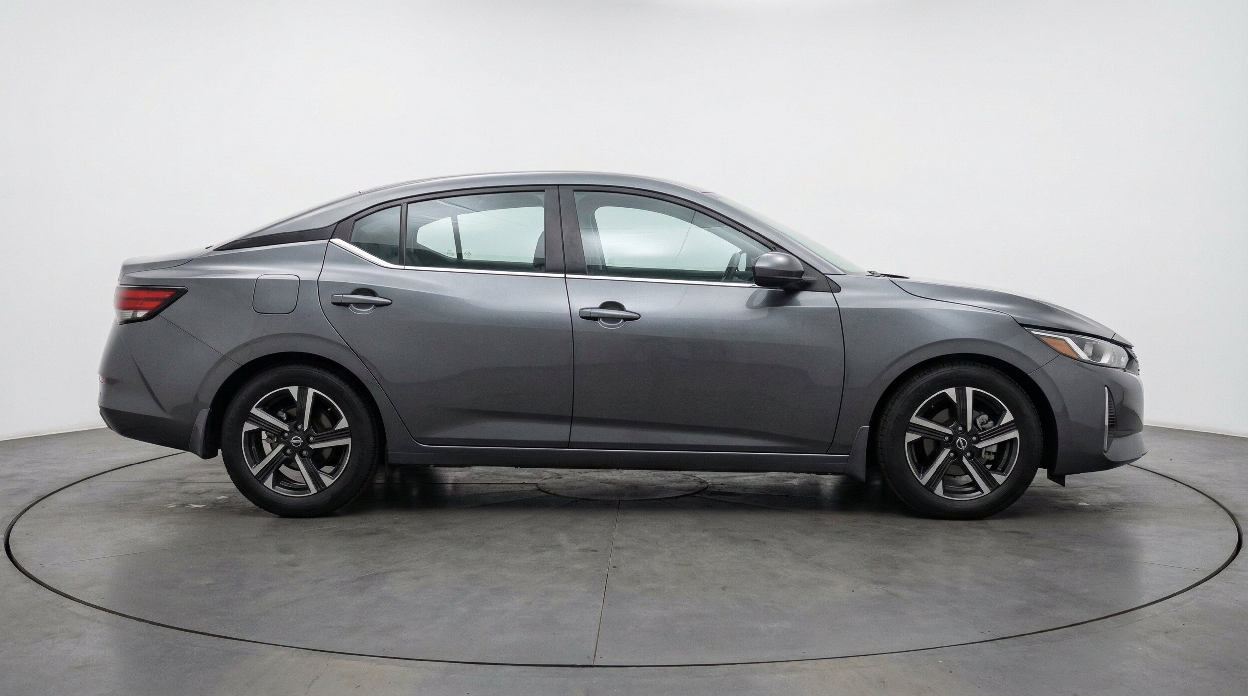 Thumbnail: 2025 Nissan Sentra - 11