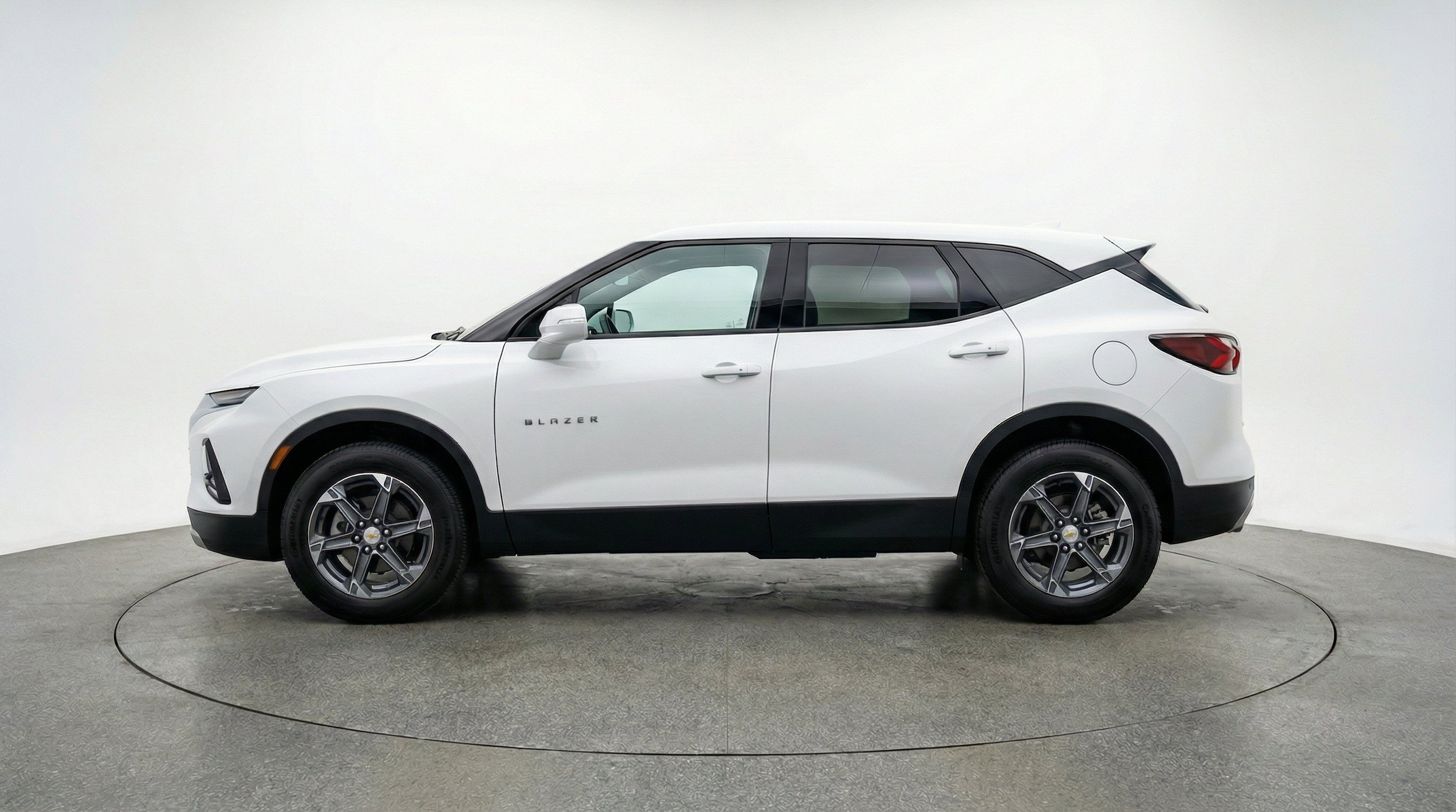 Thumbnail: 2025 Chevrolet Blazer - 5