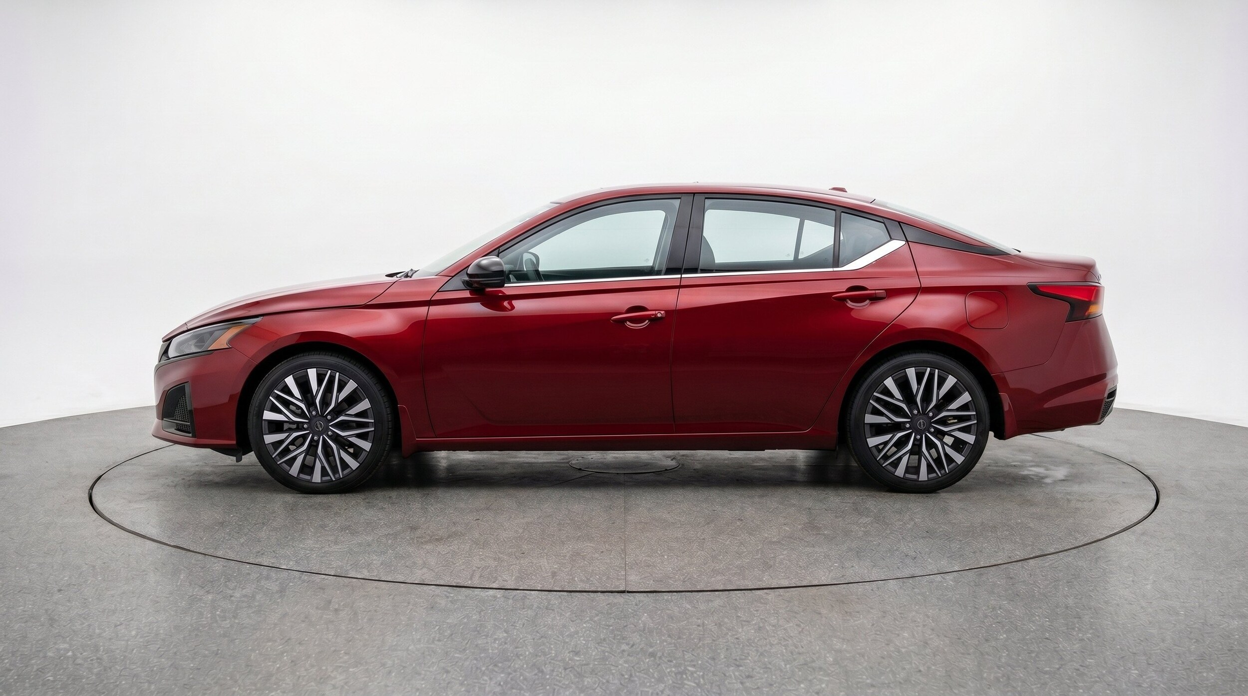 Thumbnail: 2025 Nissan Altima - 5