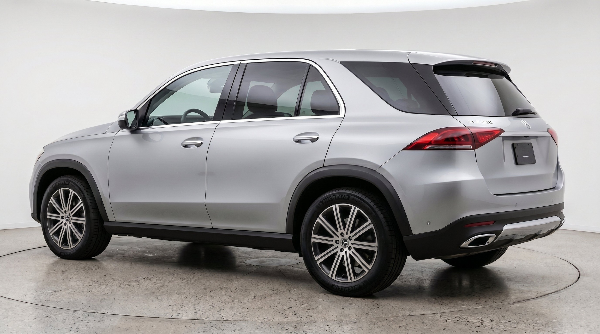 Thumbnail: 2026 Mercedes-Benz GLE - 6