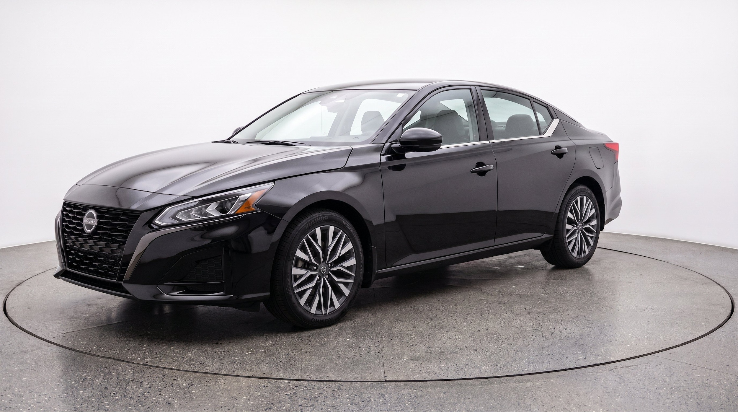 Thumbnail: 2025 Nissan Altima - 3