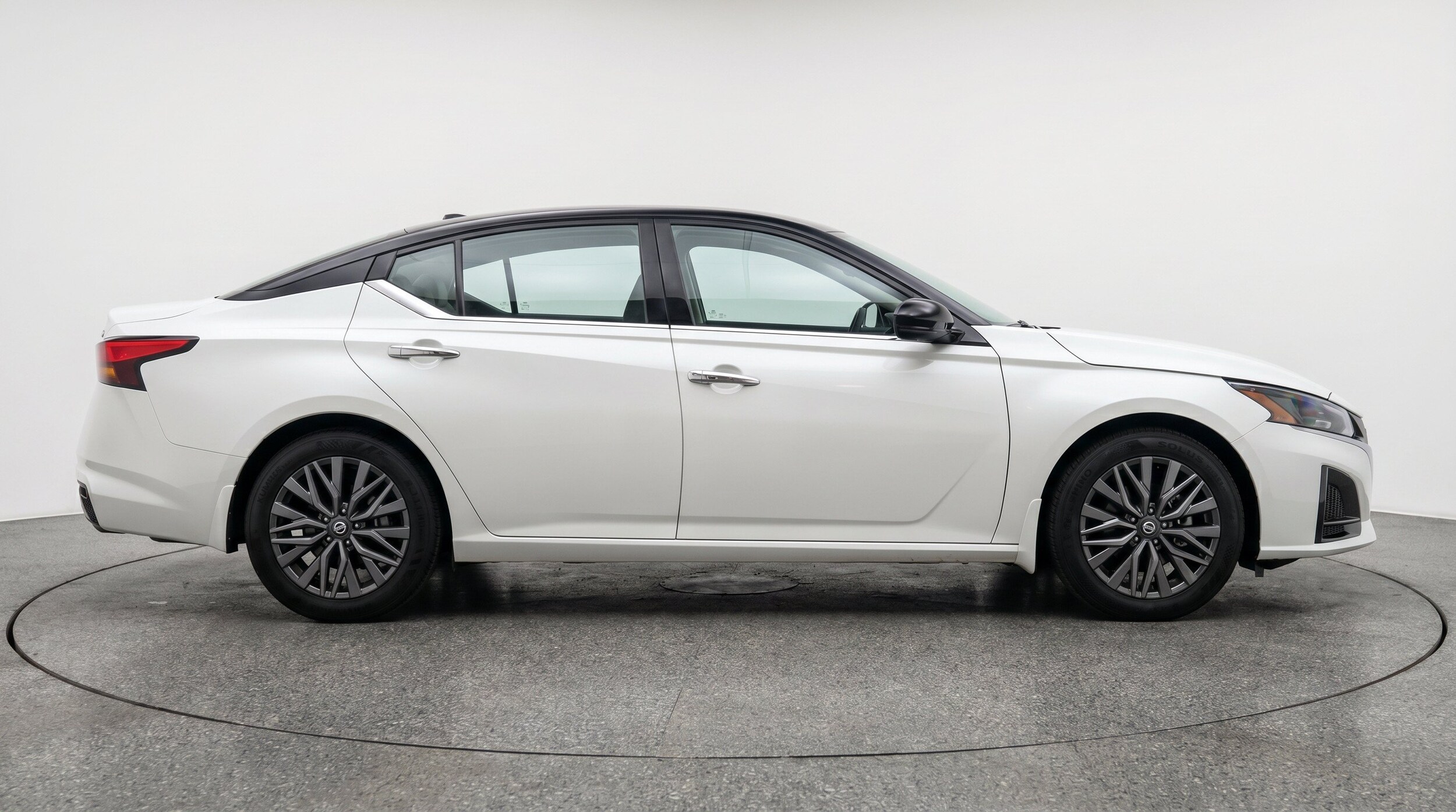 Thumbnail: 2025 Nissan Altima - 11