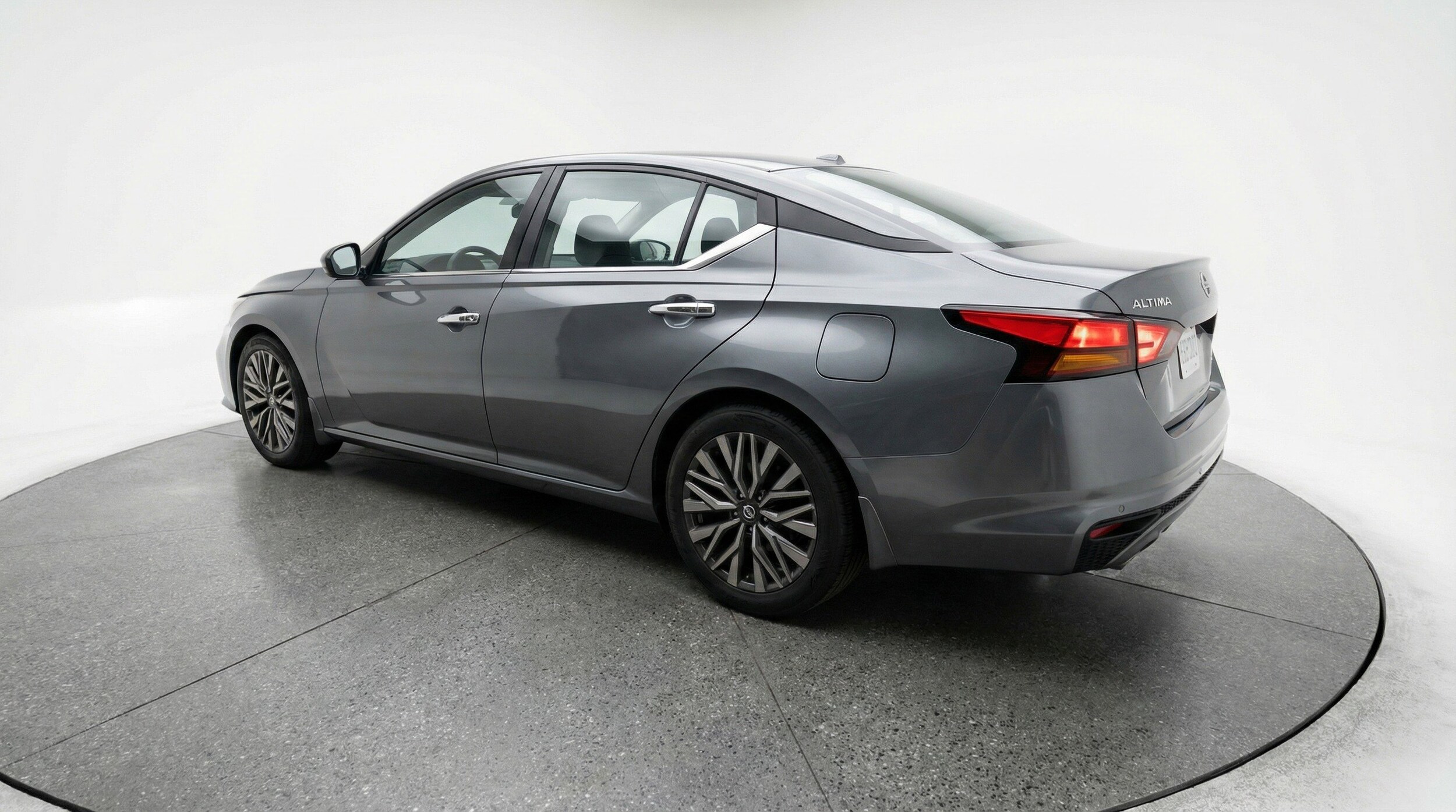 Thumbnail: 2025 Nissan Altima - 6