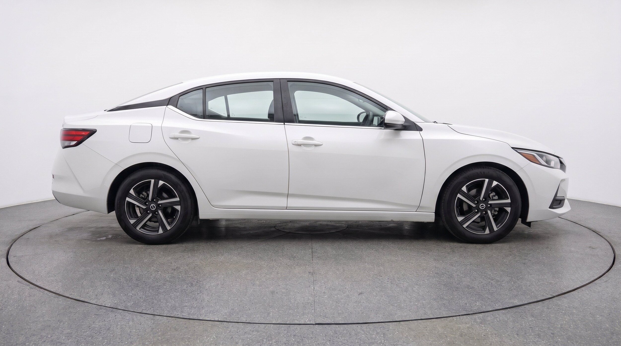 Thumbnail: 2025 Nissan Sentra - 11