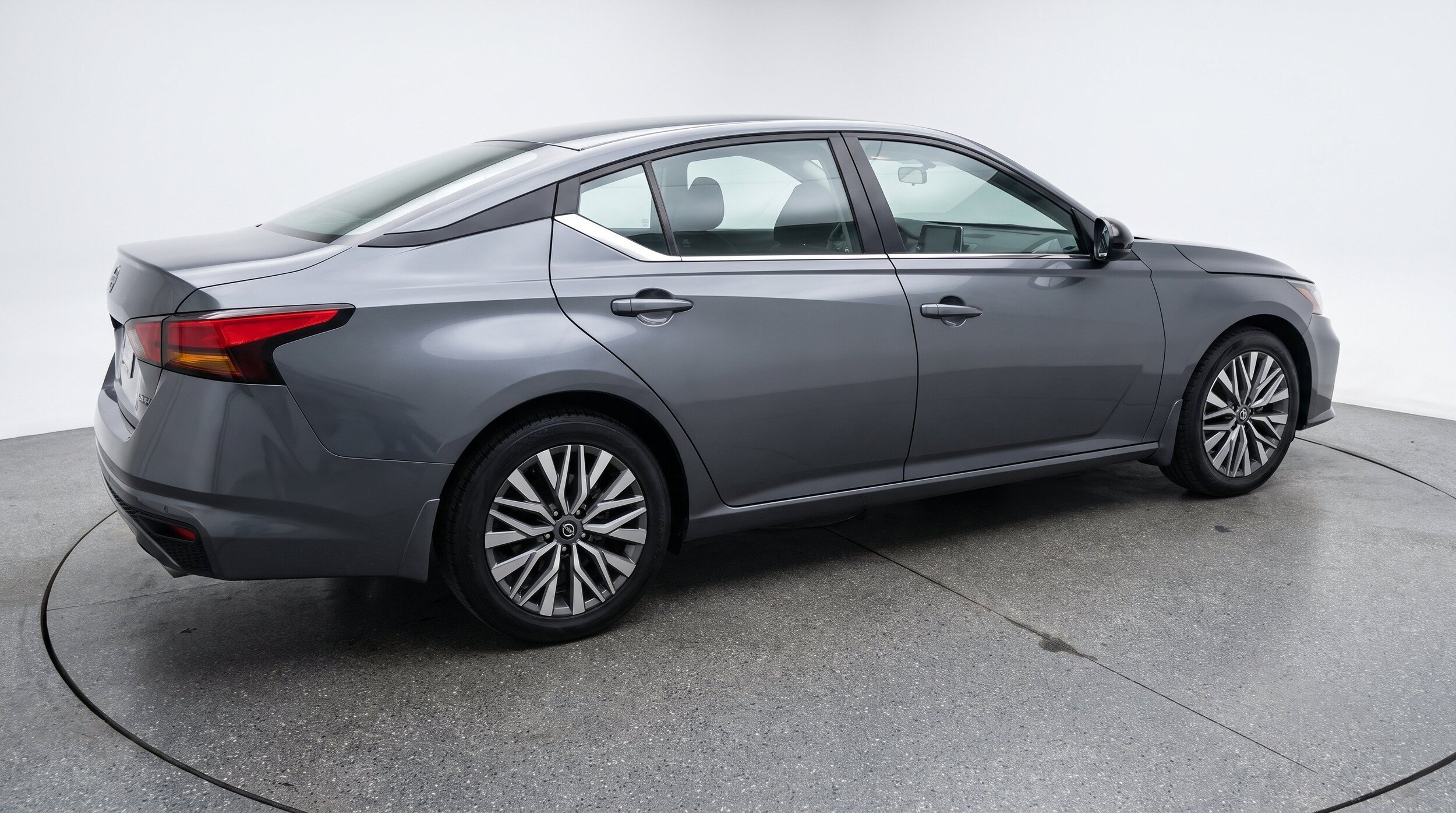 Thumbnail: 2025 Nissan Altima - 9