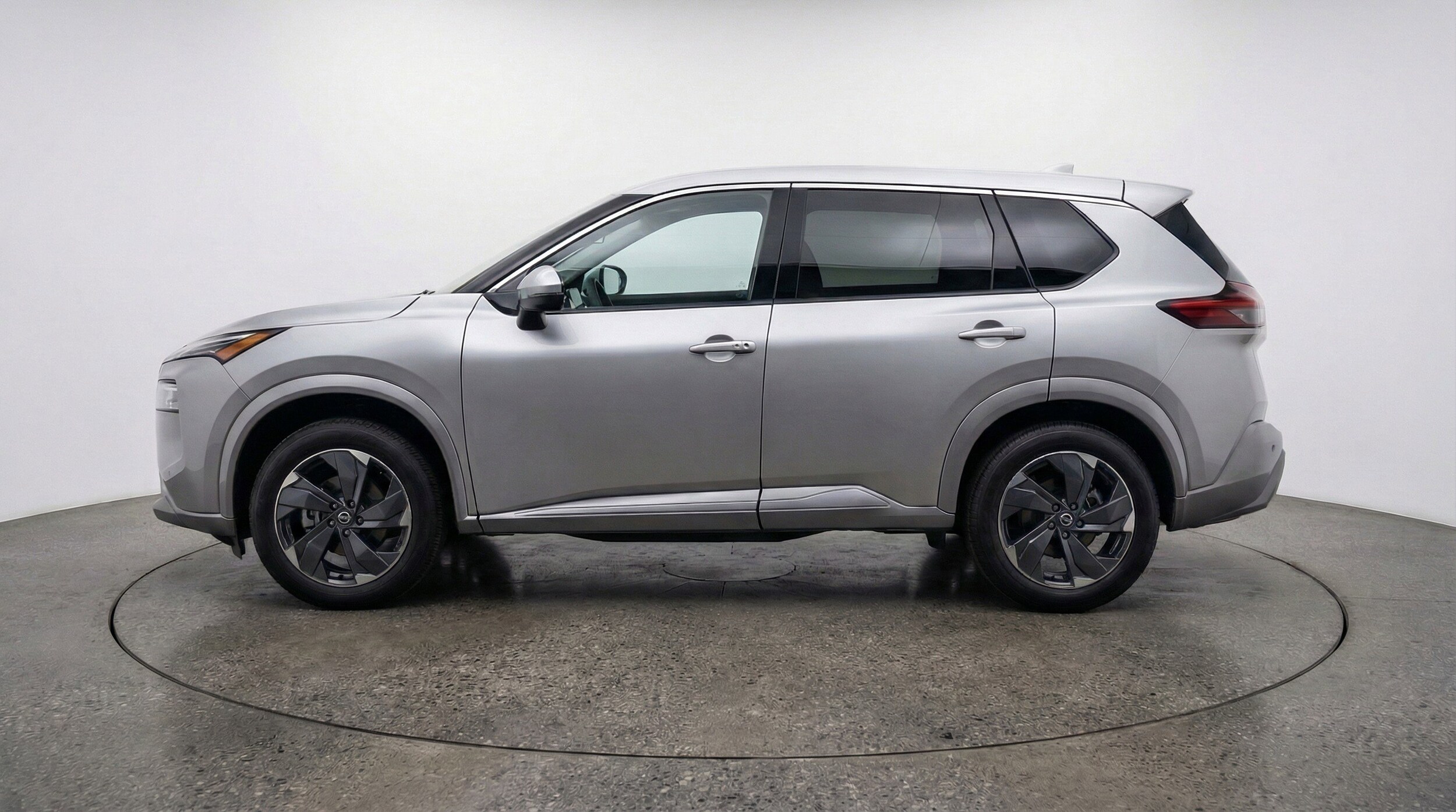 Thumbnail: 2025 Nissan Rogue - 5