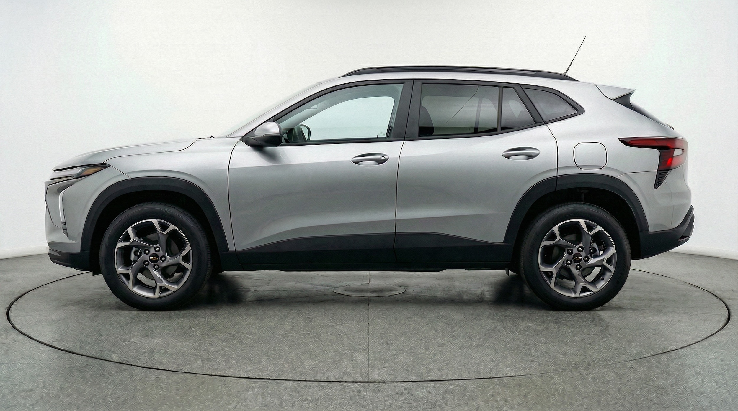 Thumbnail: 2025 Chevrolet Trax - 4