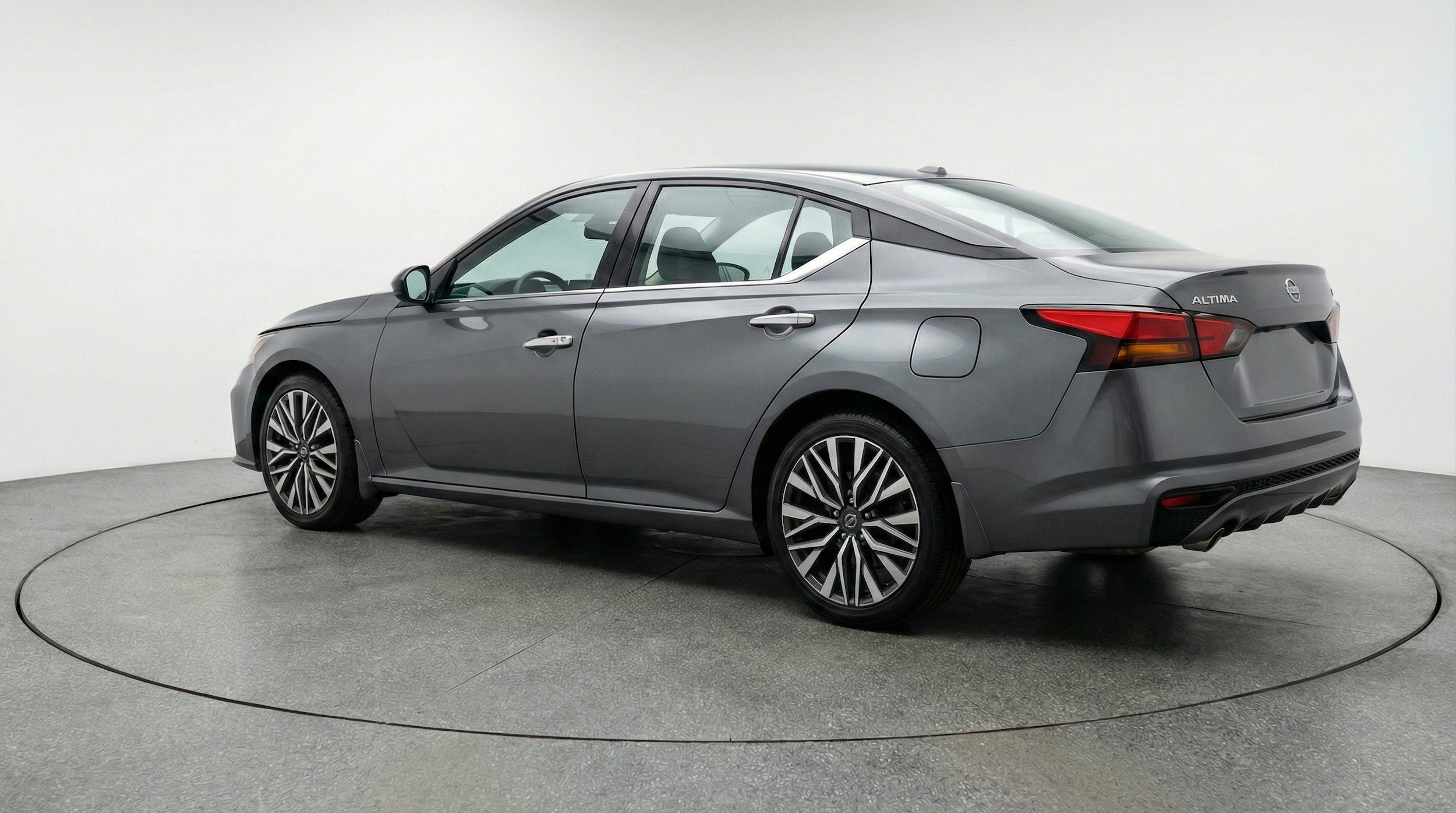 Thumbnail: 2025 Nissan Altima - 6