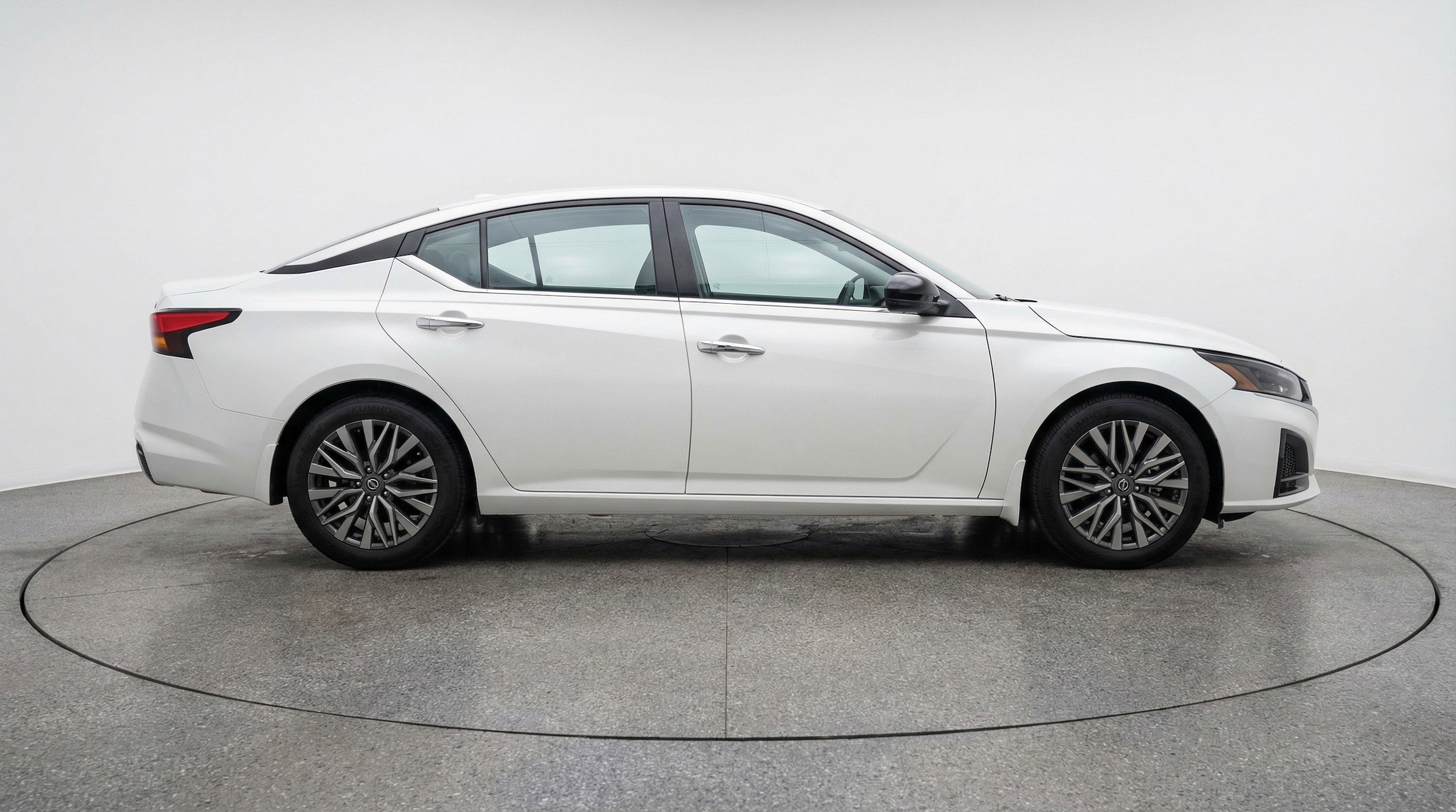 Thumbnail: 2025 Nissan Altima - 11