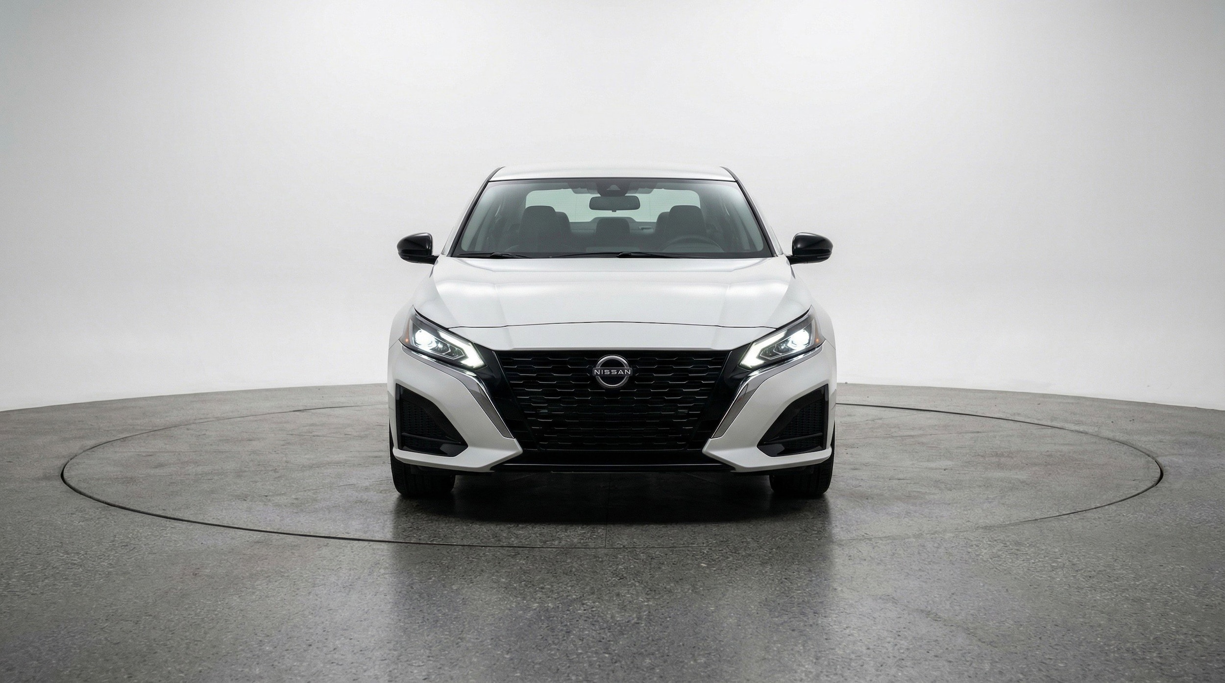 Thumbnail: 2025 Nissan Altima - 2