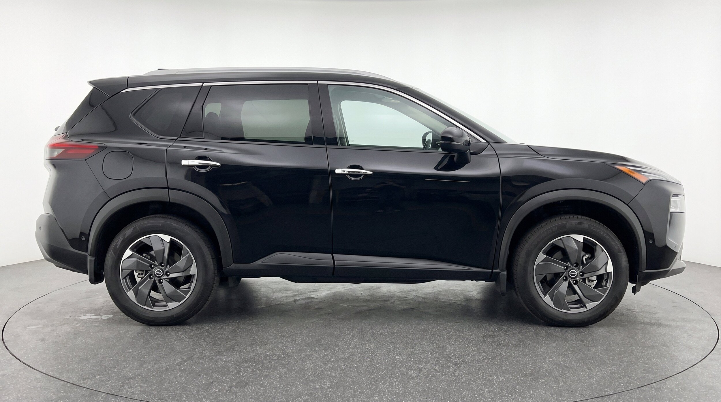 Thumbnail: 2025 Nissan Rogue - 11