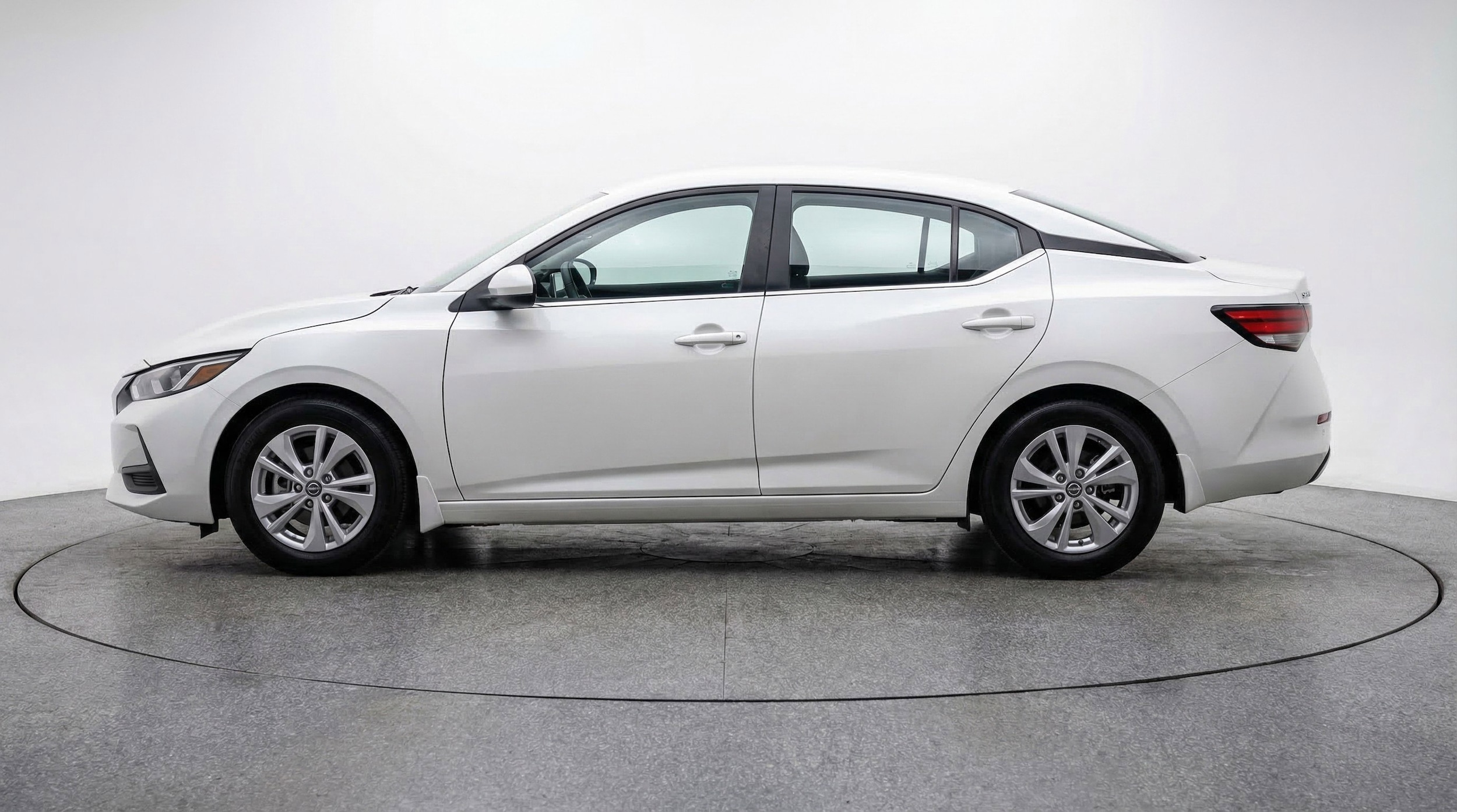 Thumbnail: 2025 Nissan Sentra - 5